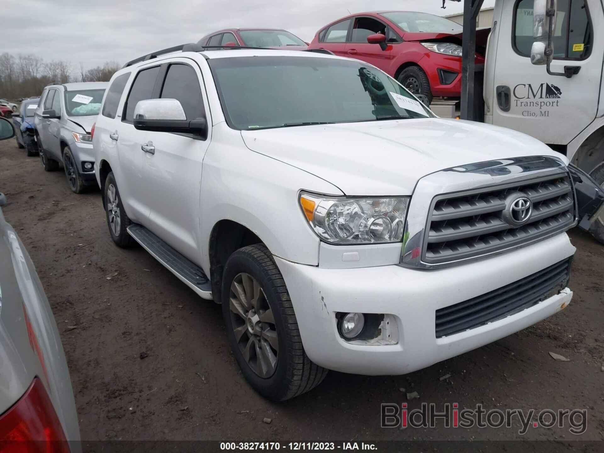 Photo 5TDJY5G1XBS046315 - TOYOTA SEQUOIA 2011