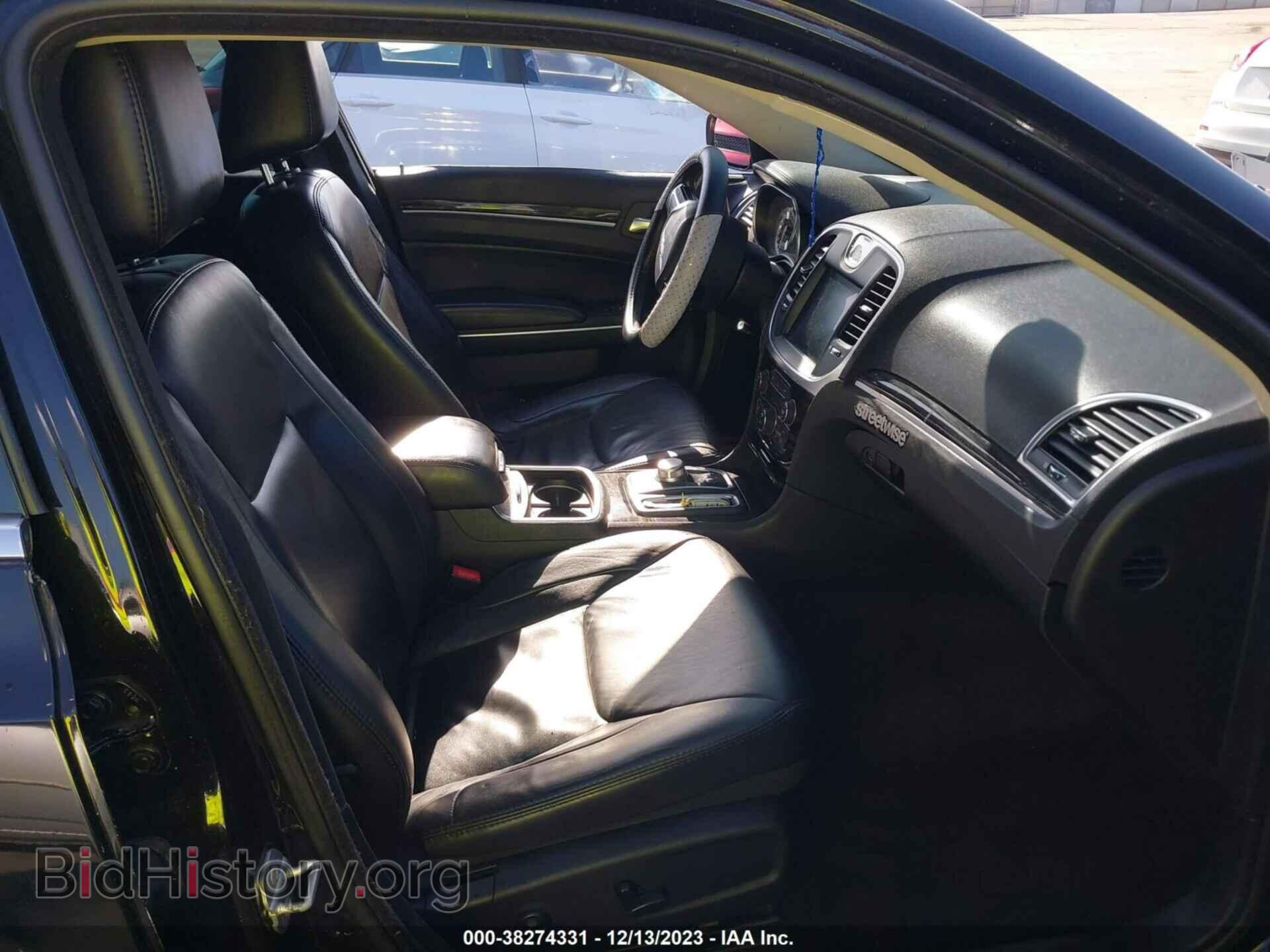 2016 CHRYSLER 300 - VIN: 2C3CCARG6GH142406 - Фото 5