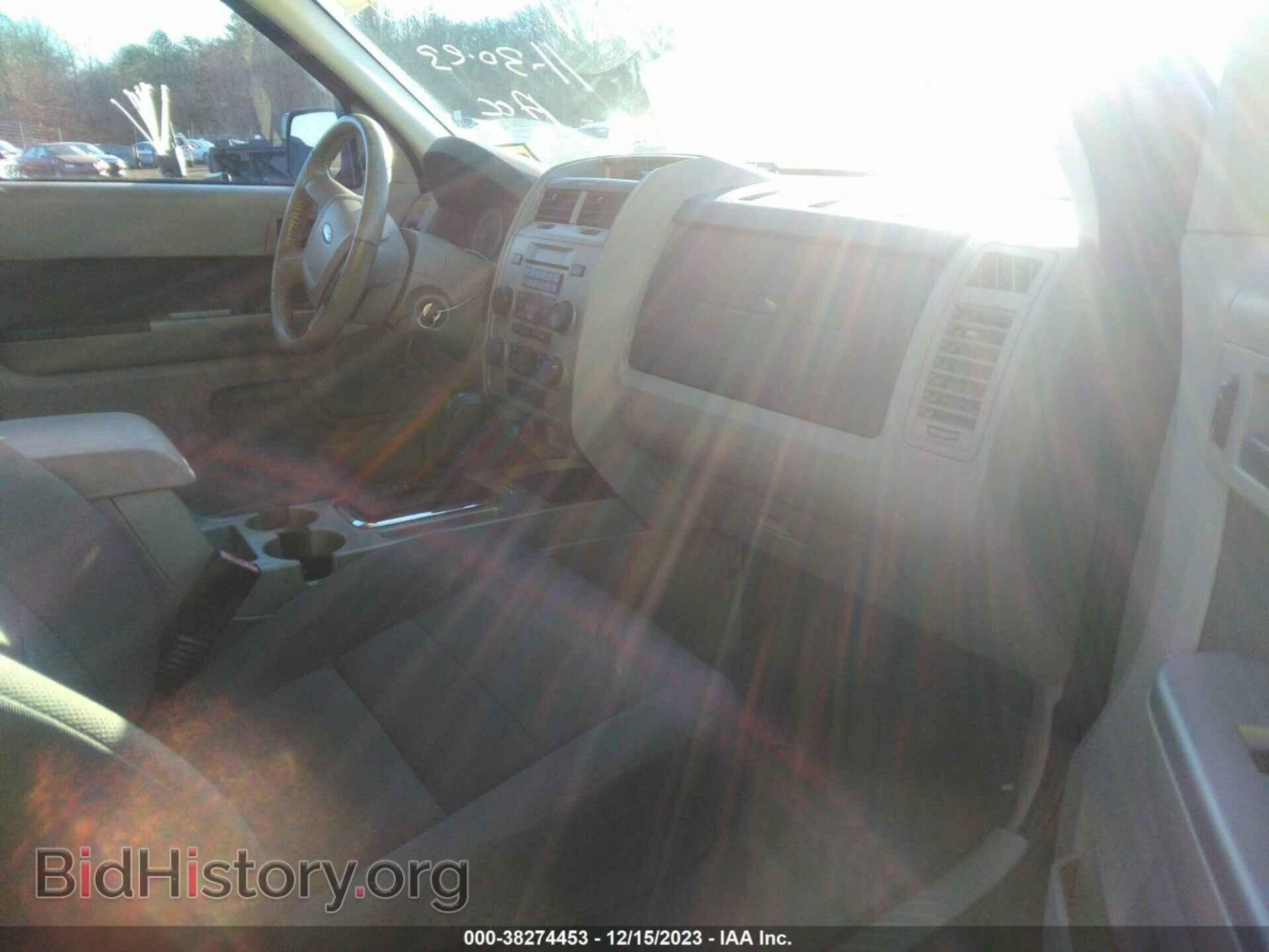 2010 FORD ESCAPE - VIN: 1FMCU9DG2AKA03741 - Фото 5