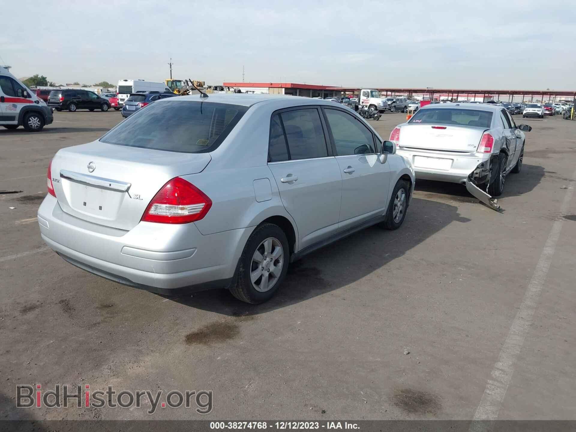 2007 NISSAN VERSA - VIN: 3N1BC11E57L406792 - Фото 4