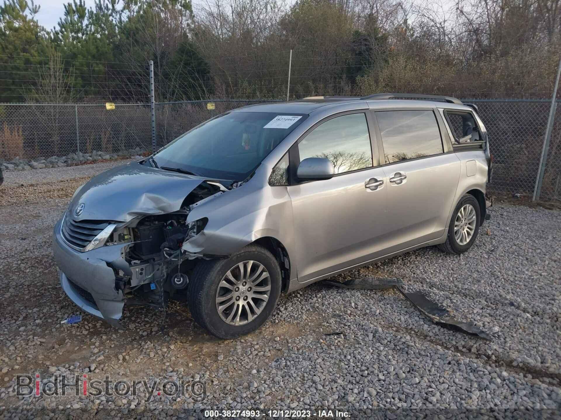 2011 TOYOTA SIENNA - VIN: 5TDYK3DC8BS039003 - Фото 2