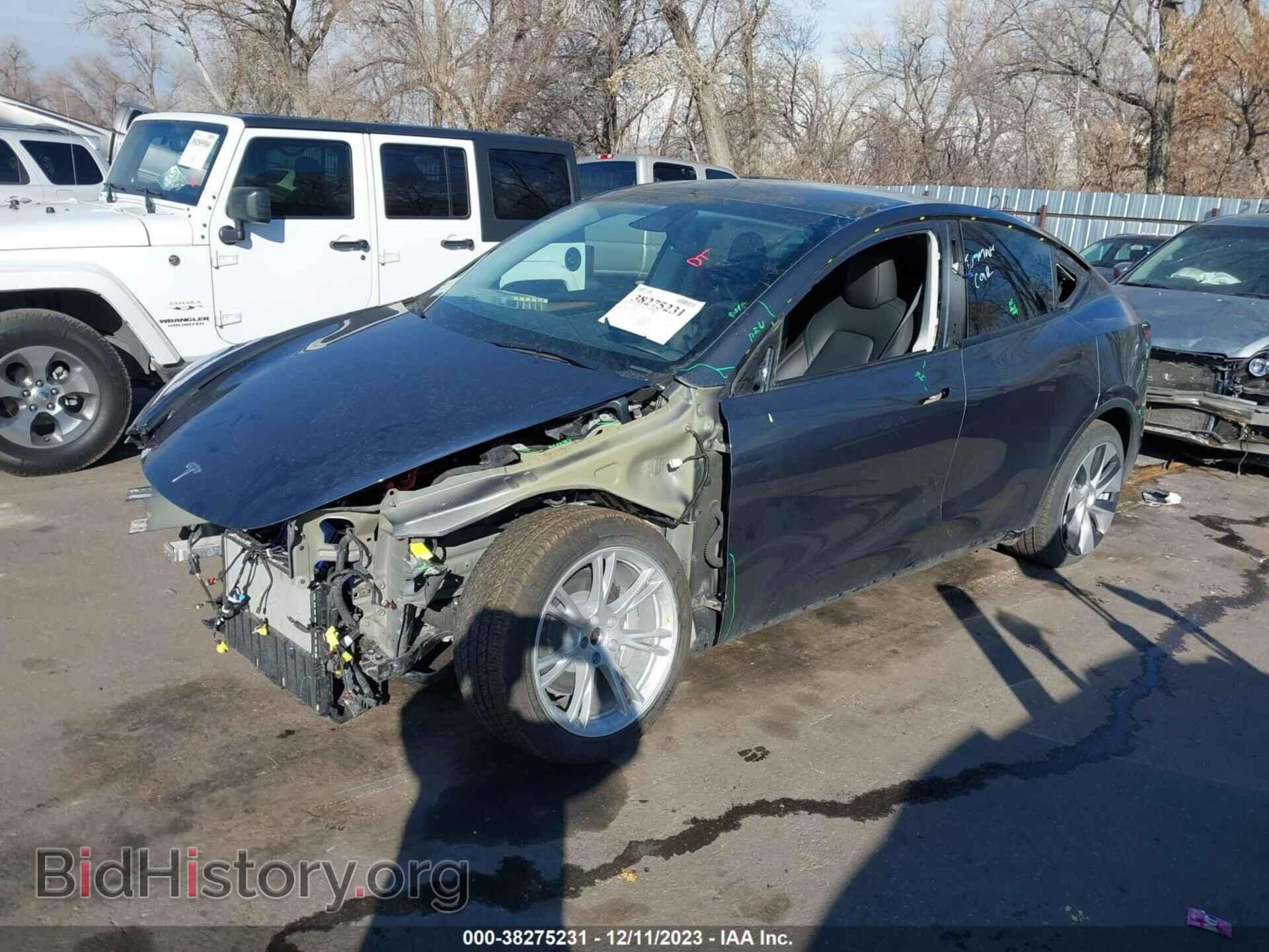 2022 TESLA MODEL Y - VIN: 7SAYGDEE5NA022014 - Photo 2