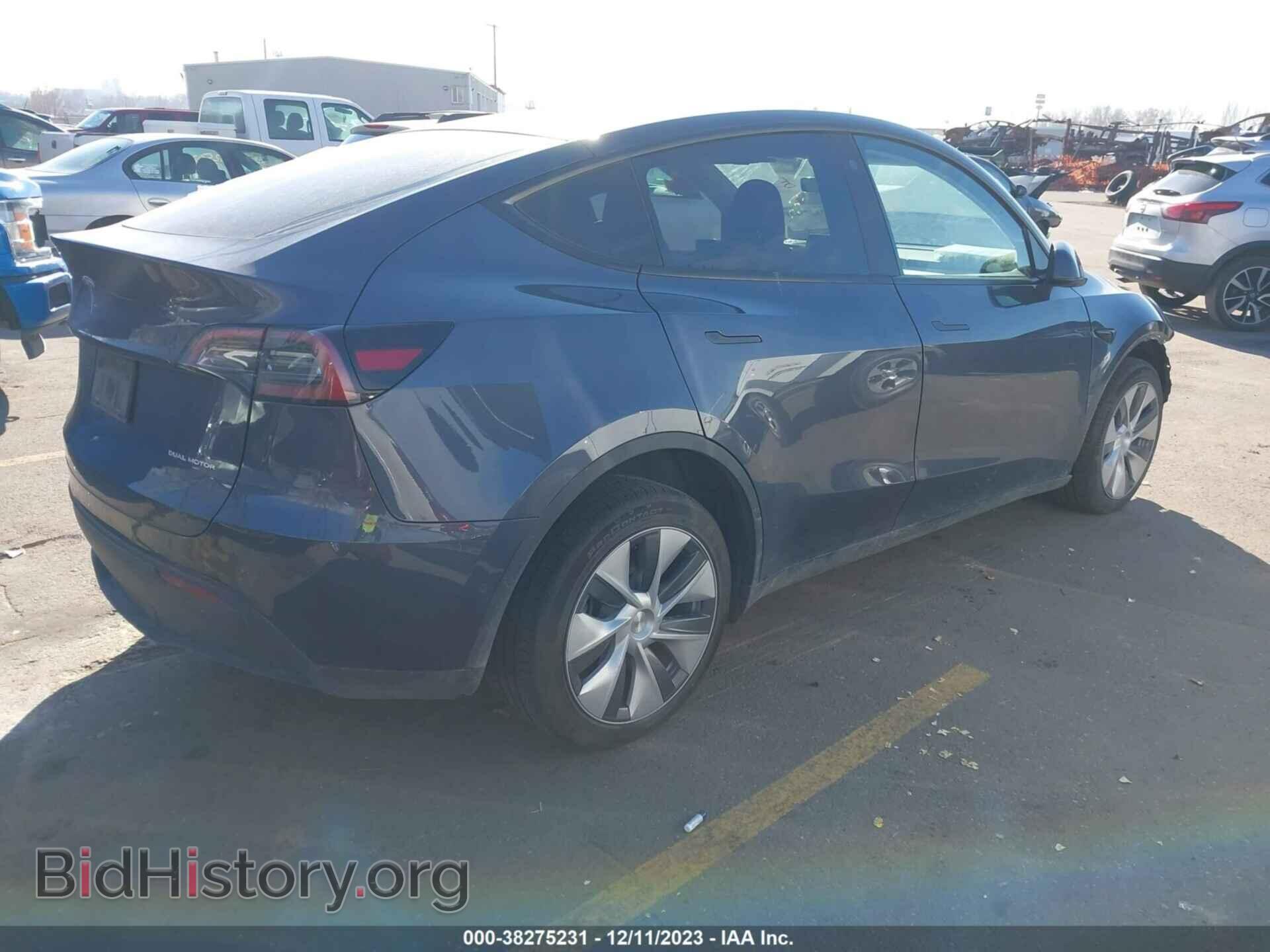 2022 TESLA MODEL Y - VIN: 7SAYGDEE5NA022014 - Photo 4