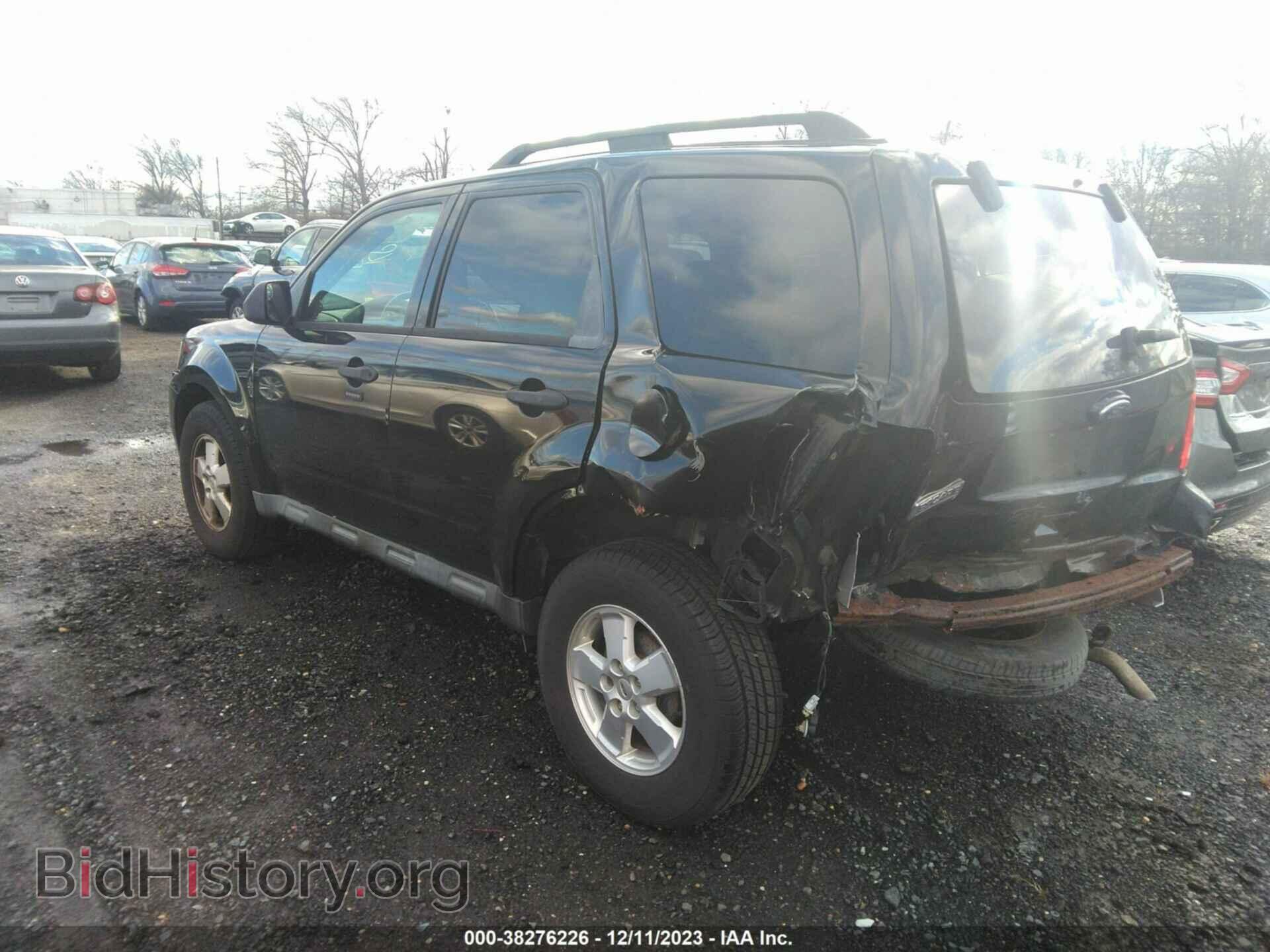 2011 FORD ESCAPE - VIN: 1FMCU9D71BKA18880 - Фото 3