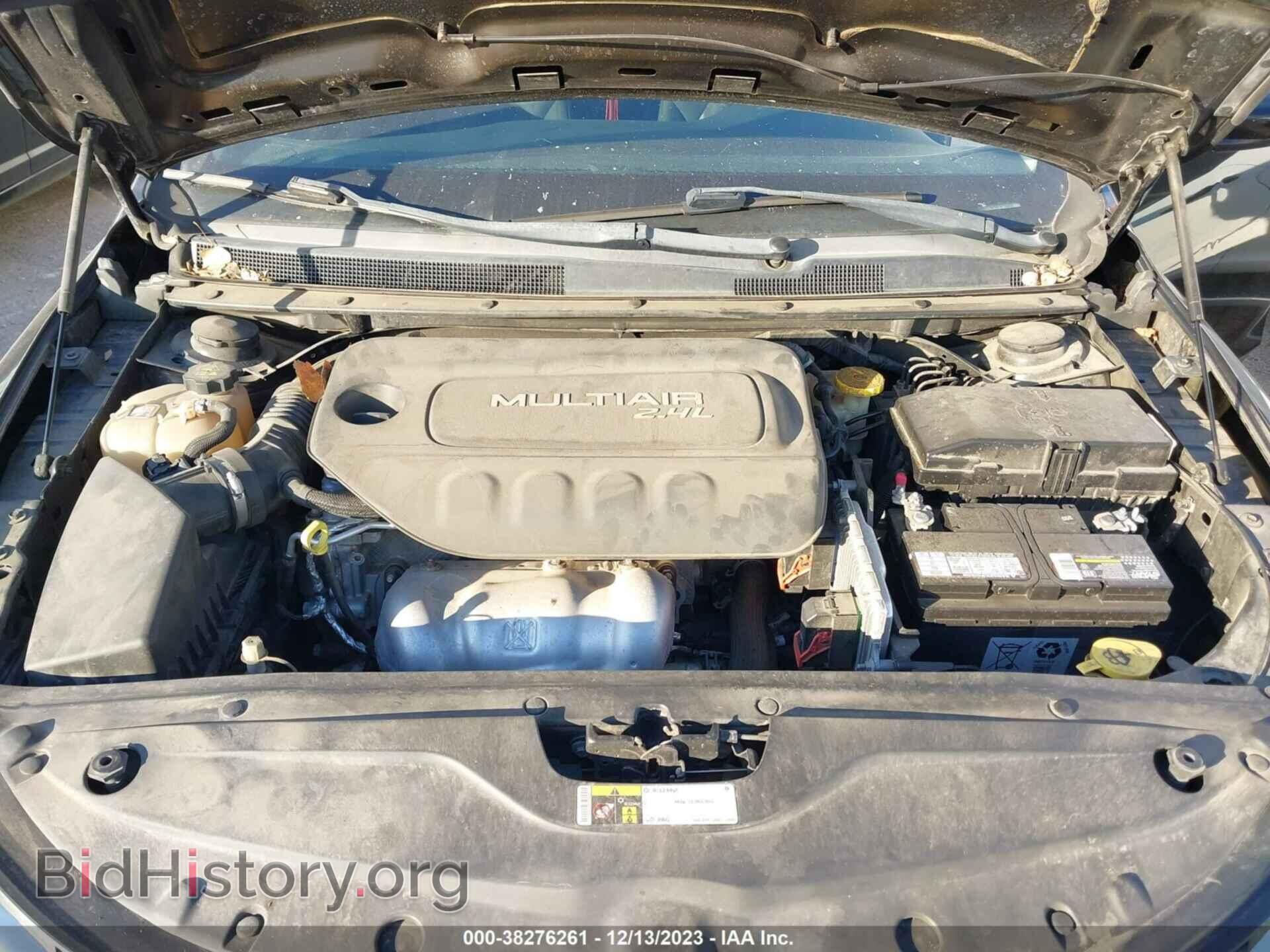 2015 CHRYSLER 200 - VIN: 1C3CCCAB6FN728833 - Фото 10