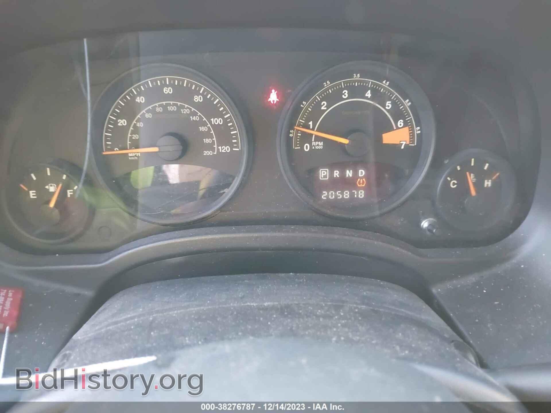 2015 JEEP COMPASS - VIN: 1C4NJCBB2FD120208 - Фото 7