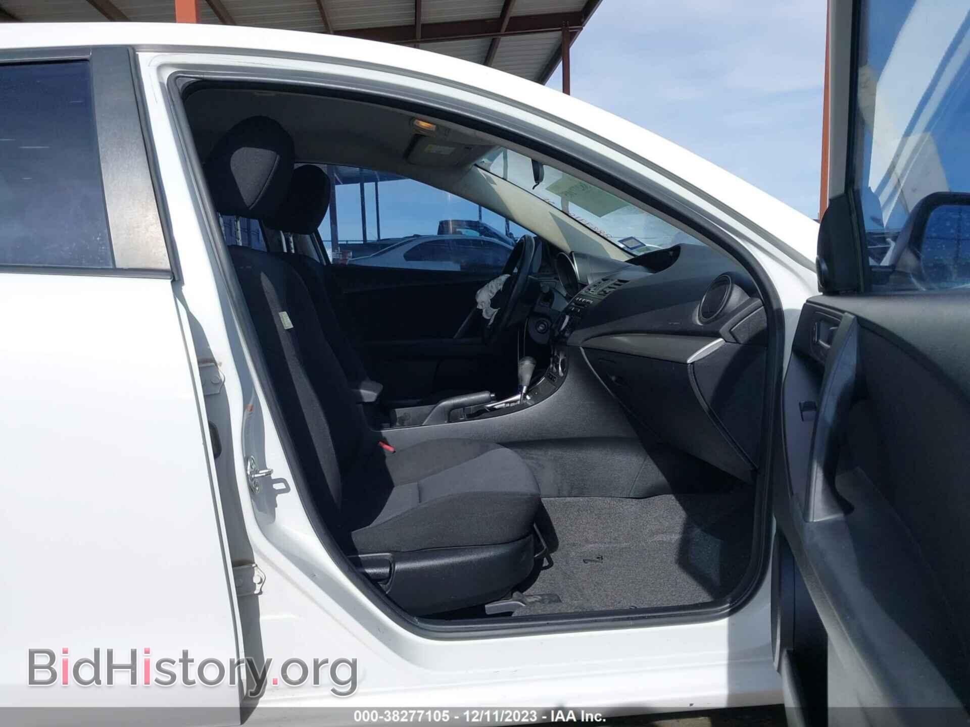 2011 MAZDA MAZDA3 - VIN: JM1BL1VF9B1495847 - Фото 5