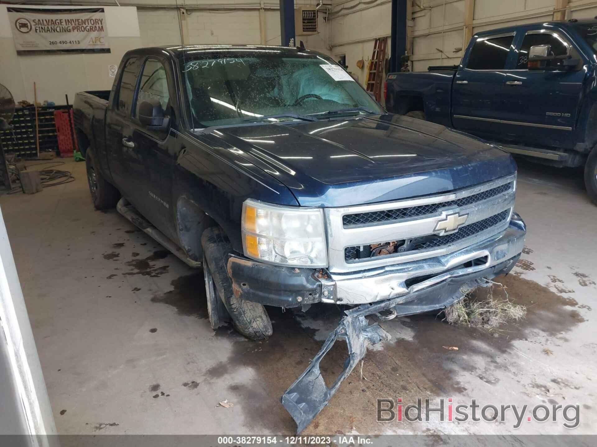 Photo 1GCRKREA4BZ121670 - CHEVROLET SILVERADO 1500 2011