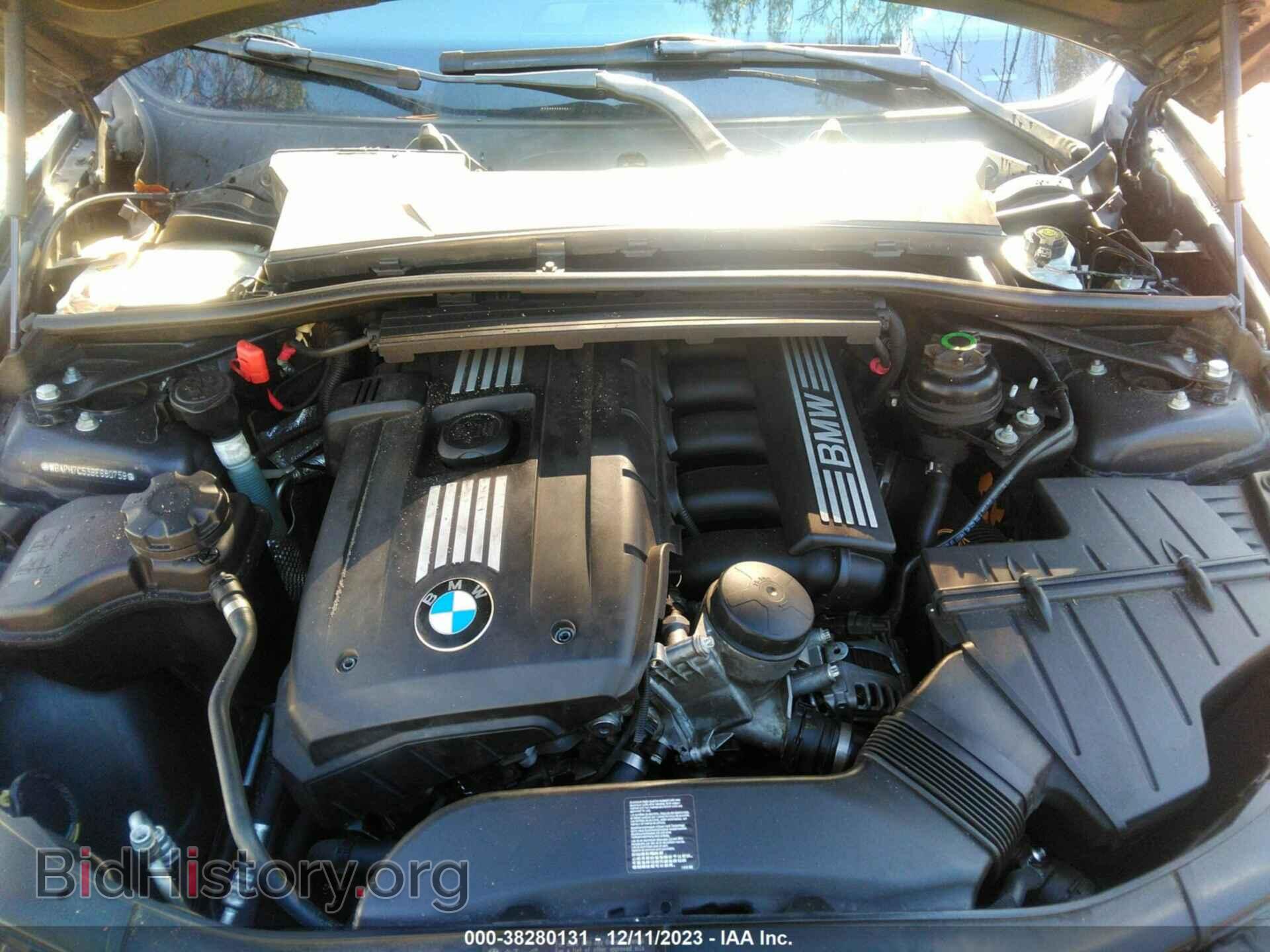 2011 BMW 3 SERIES - VIN: WBAPH7C53BE680759 - Фото 10