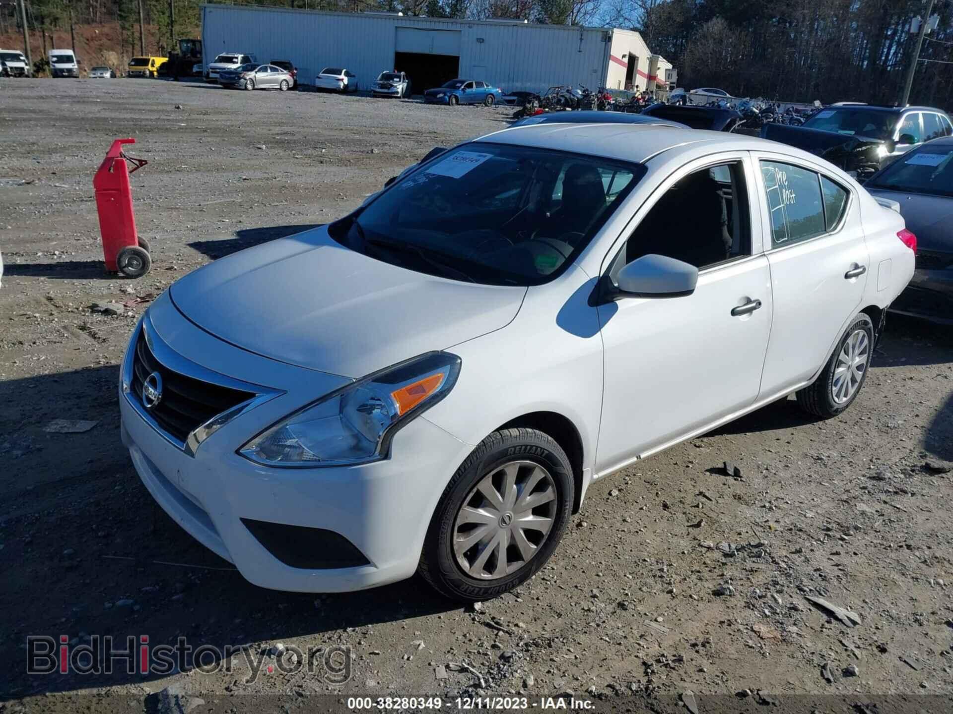 2017 NISSAN VERSA - VIN: 3N1CN7AP3HL886142 - Photo 2