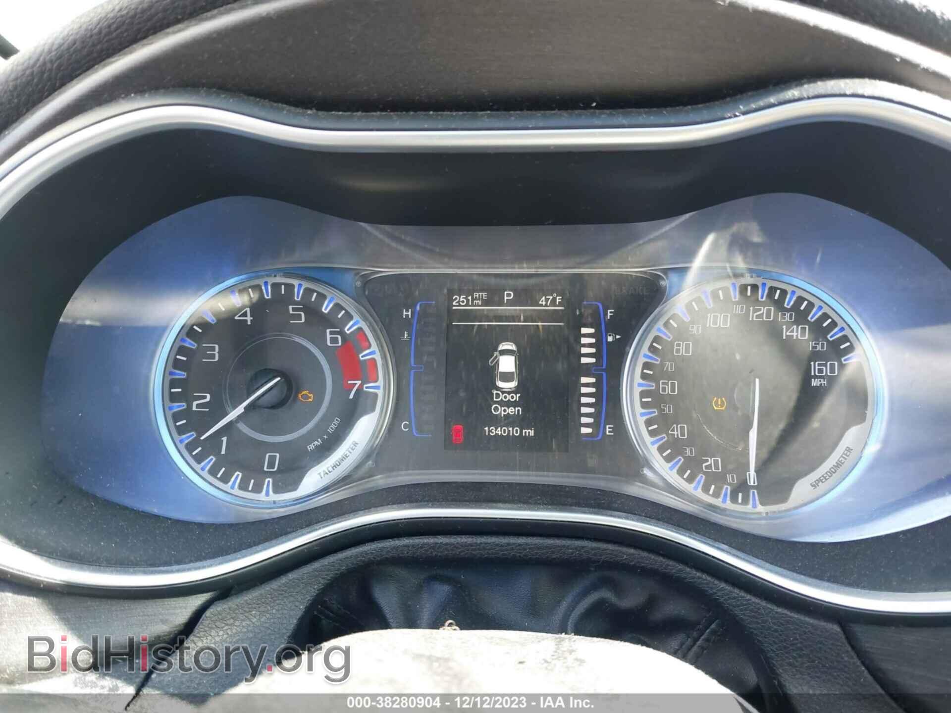 2016 CHRYSLER 200 - VIN: 1C3CCCFB6GN111281 - Photo 7