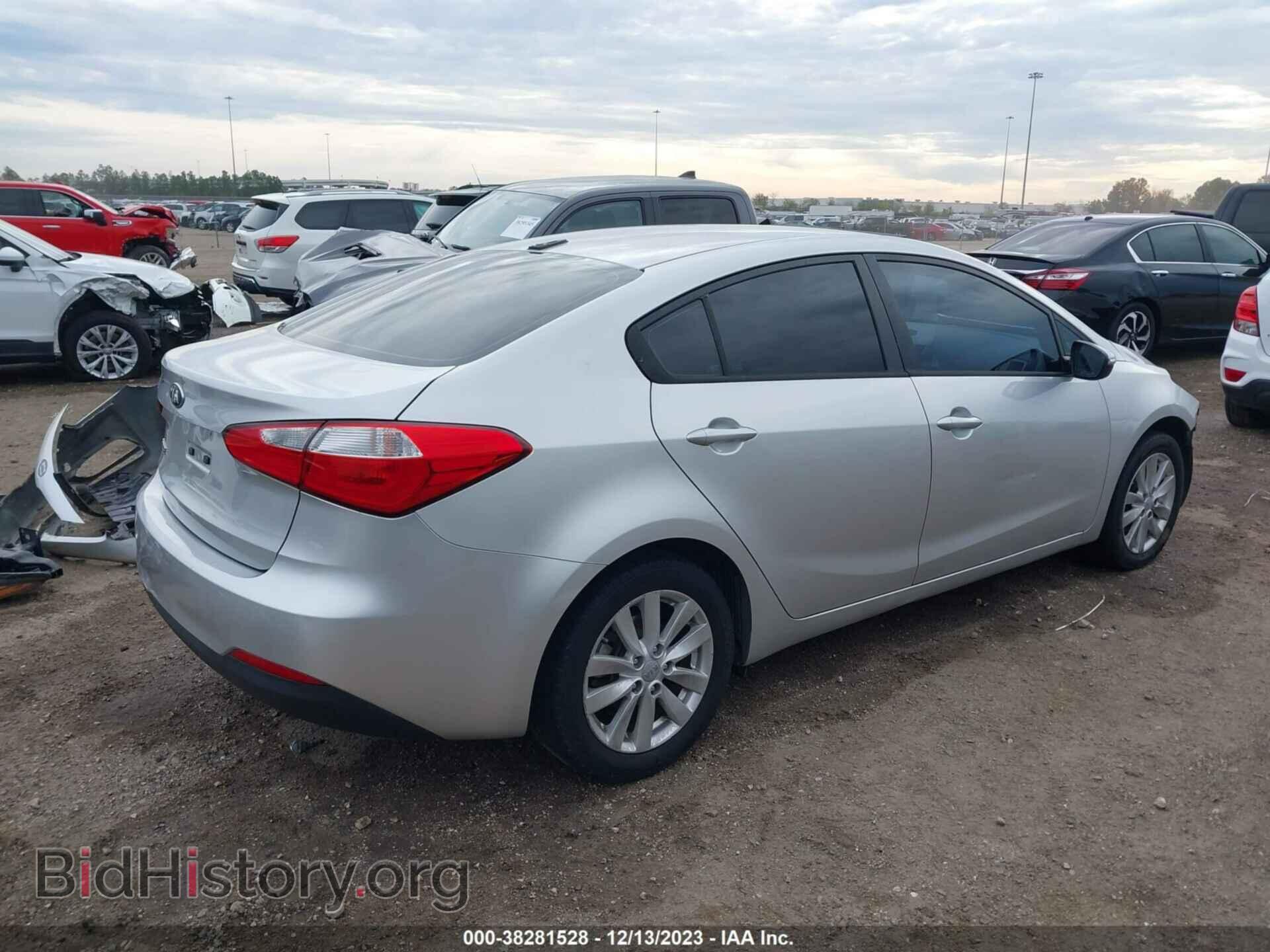 2014 KIA FORTE - VIN: KNAFX4A64E5227425 - Фото 4