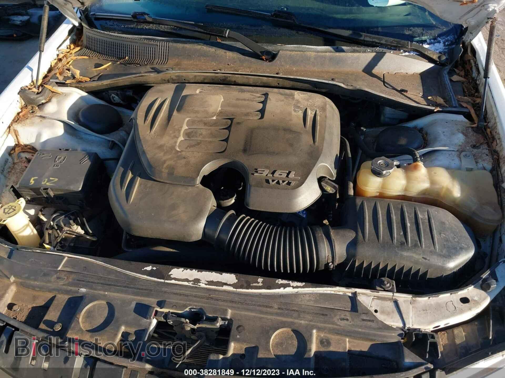 2012 CHRYSLER 300 - VIN: 2C3CCACG6CH221755 - Фото 10