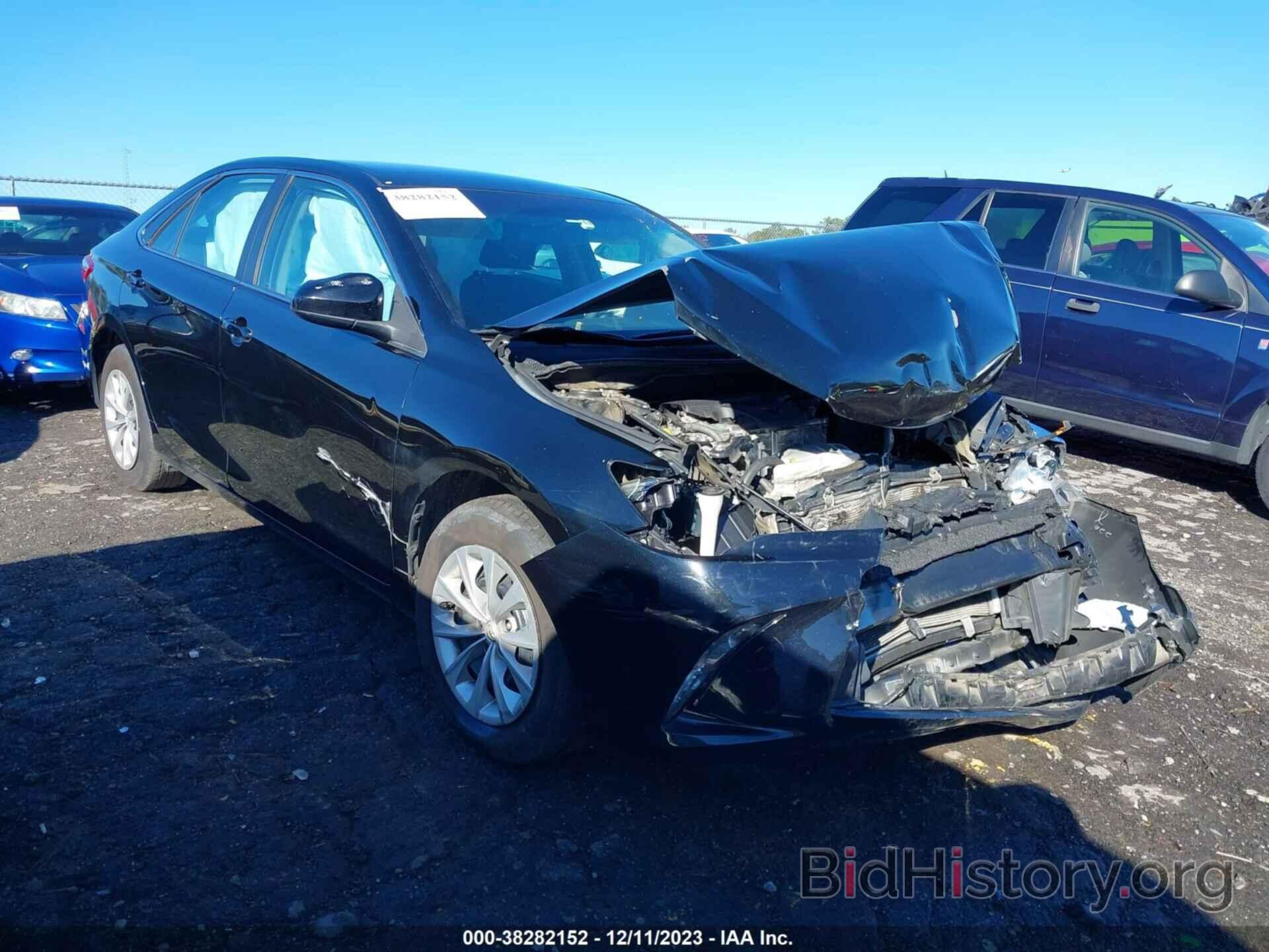 Photo 4T4BF1FK5FR483512 - TOYOTA CAMRY 2015