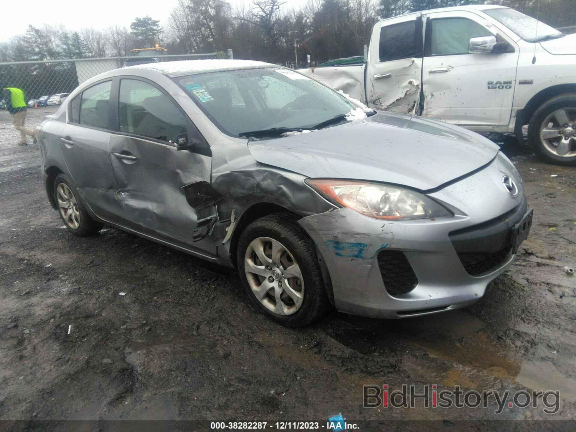 Photo JM1BL1TG1D1788382 - MAZDA MAZDA3 2013