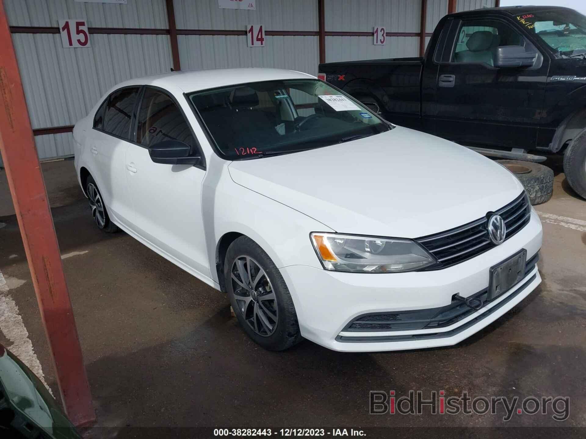 Photo 3VWD67AJ4GM252483 - VOLKSWAGEN JETTA 2016