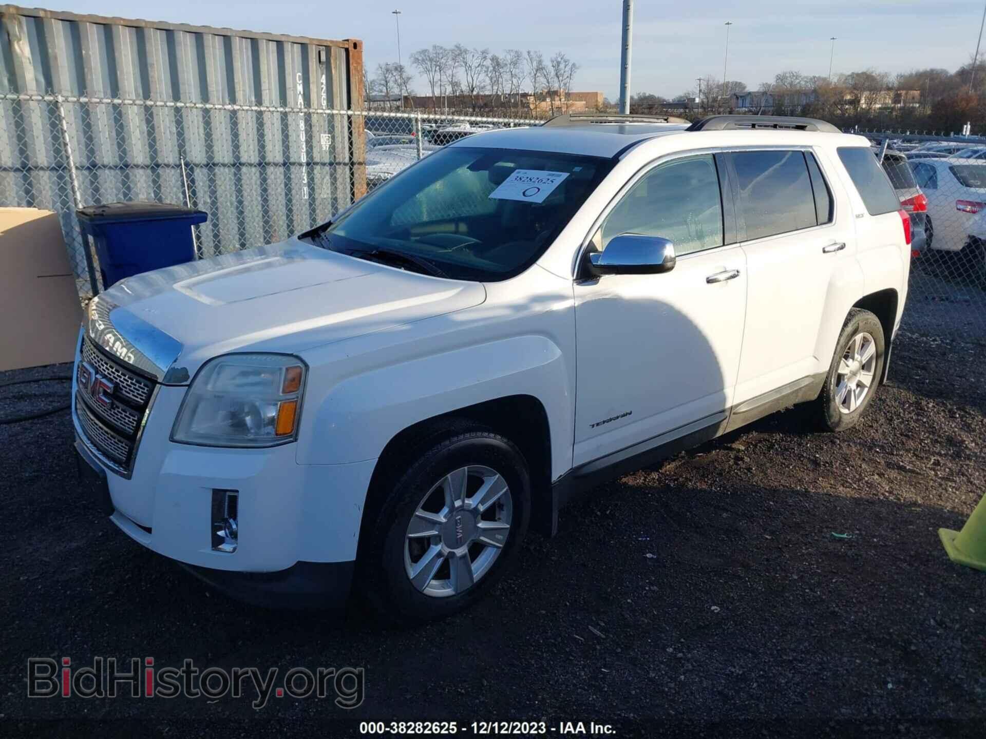 2011 GMC TERRAIN - VIN: 2CTFLVEC0B6468004 - Photo 2