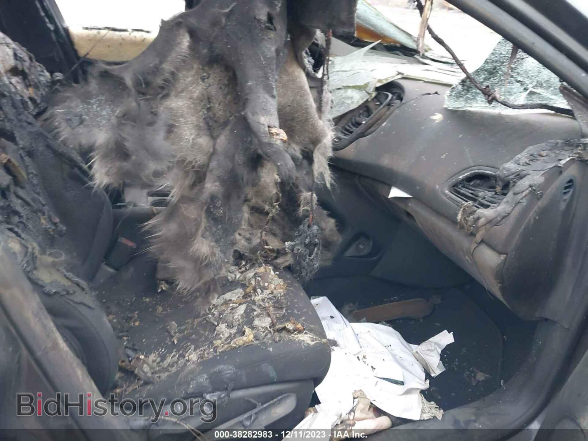 2015 CHRYSLER 200 - VIN: 1C3CCCAB2FN564173 - Фото 5