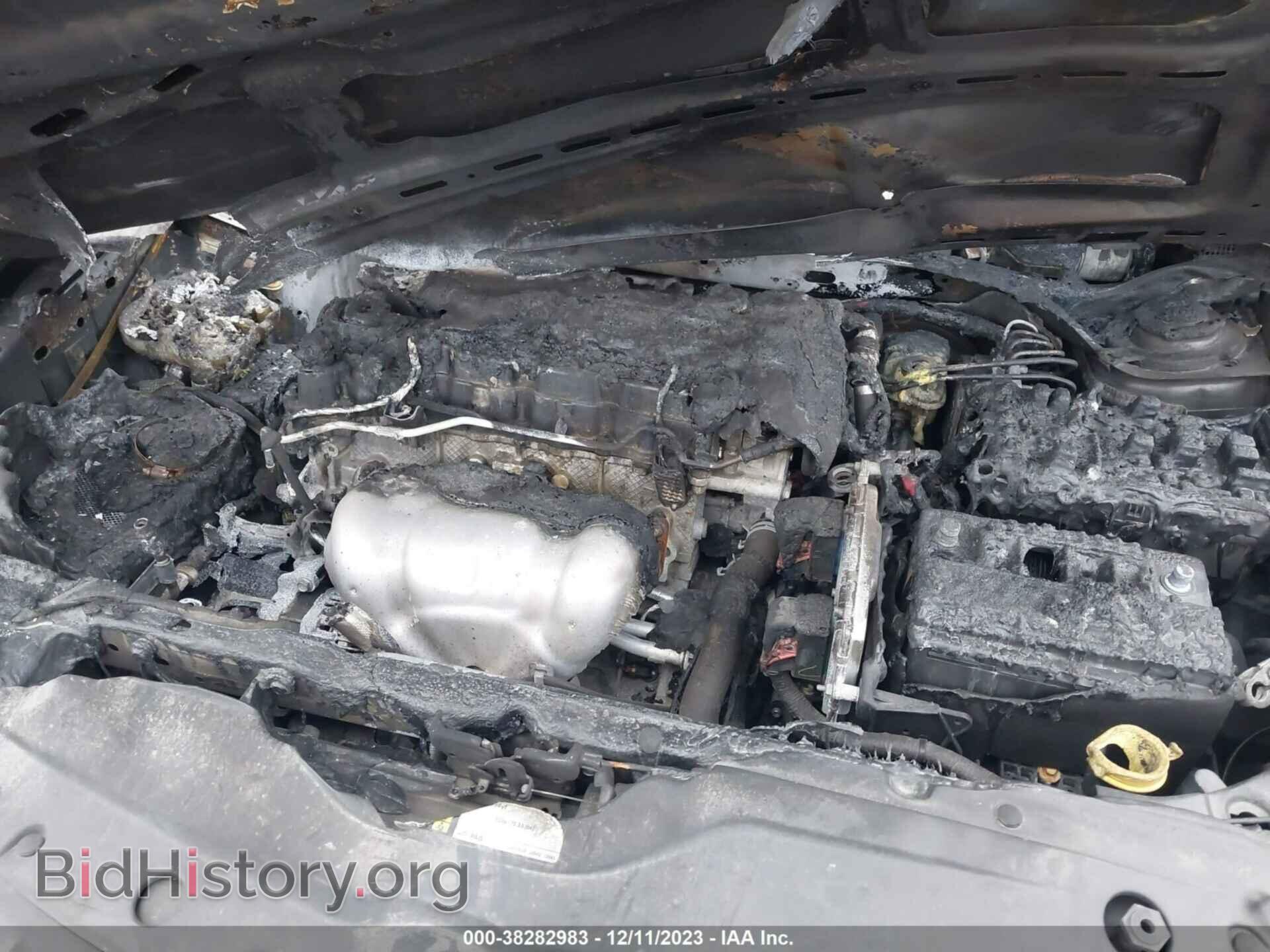 2015 CHRYSLER 200 - VIN: 1C3CCCAB2FN564173 - Фото 10