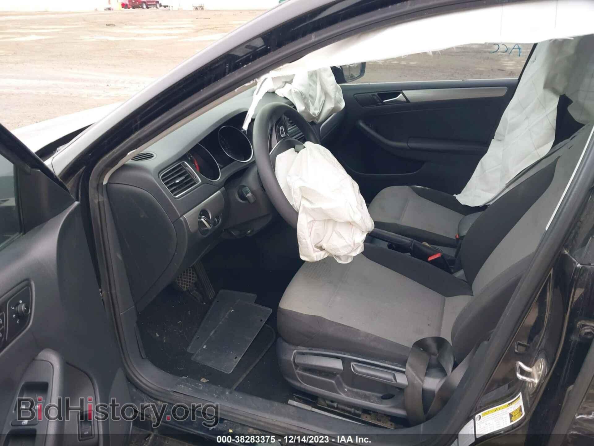 2017 VOLKSWAGEN JETTA - VIN: 3VW2B7AJ9HM334570 - Фото 5