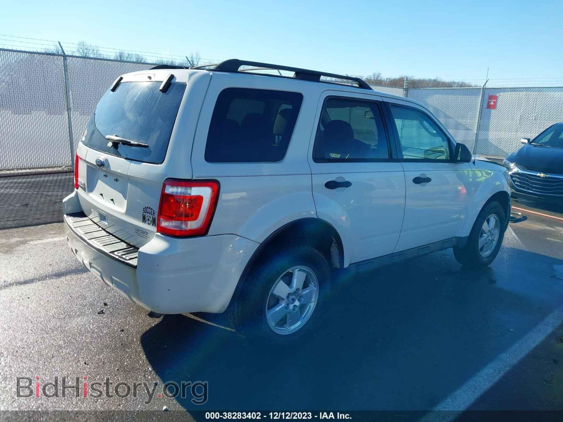 2011 FORD ESCAPE - VIN: 1FMCU9D74BKA50769 - Фото 4