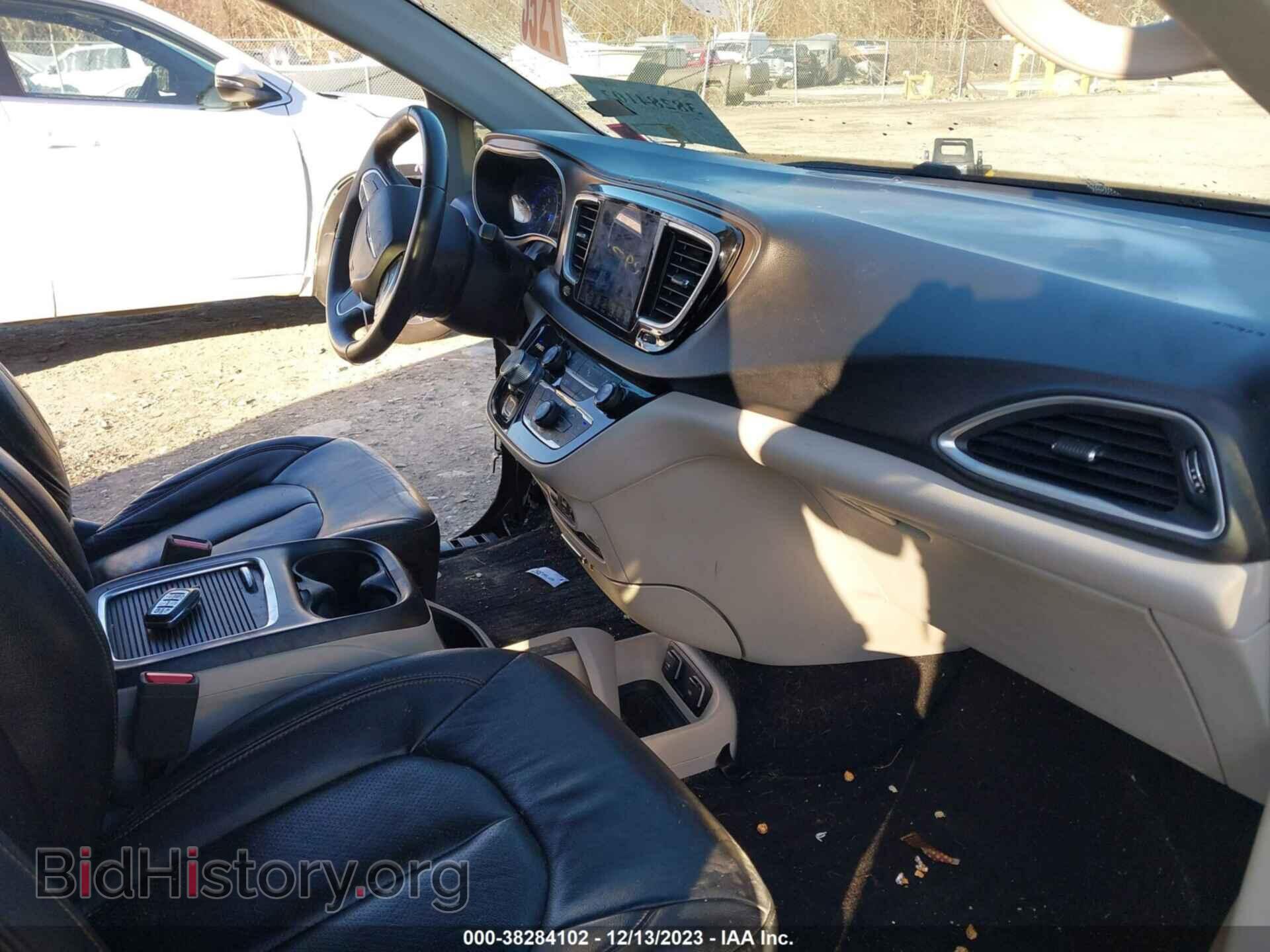 2017 CHRYSLER PACIFICA - VIN: 2C4RC1EG6HR763345 - Photo 5