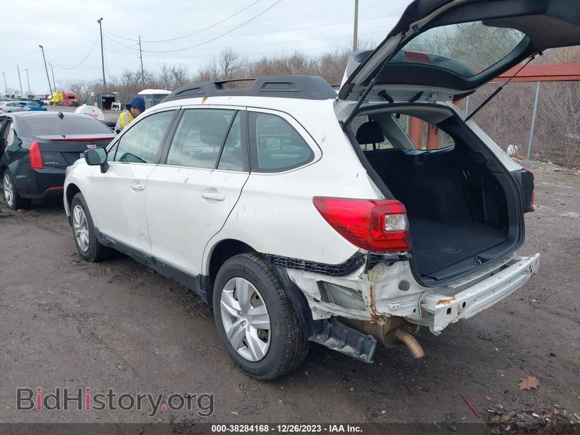 2016 SUBARU OUTBACK - VIN: 4S4BSAAC5G3359074 - Фото 3