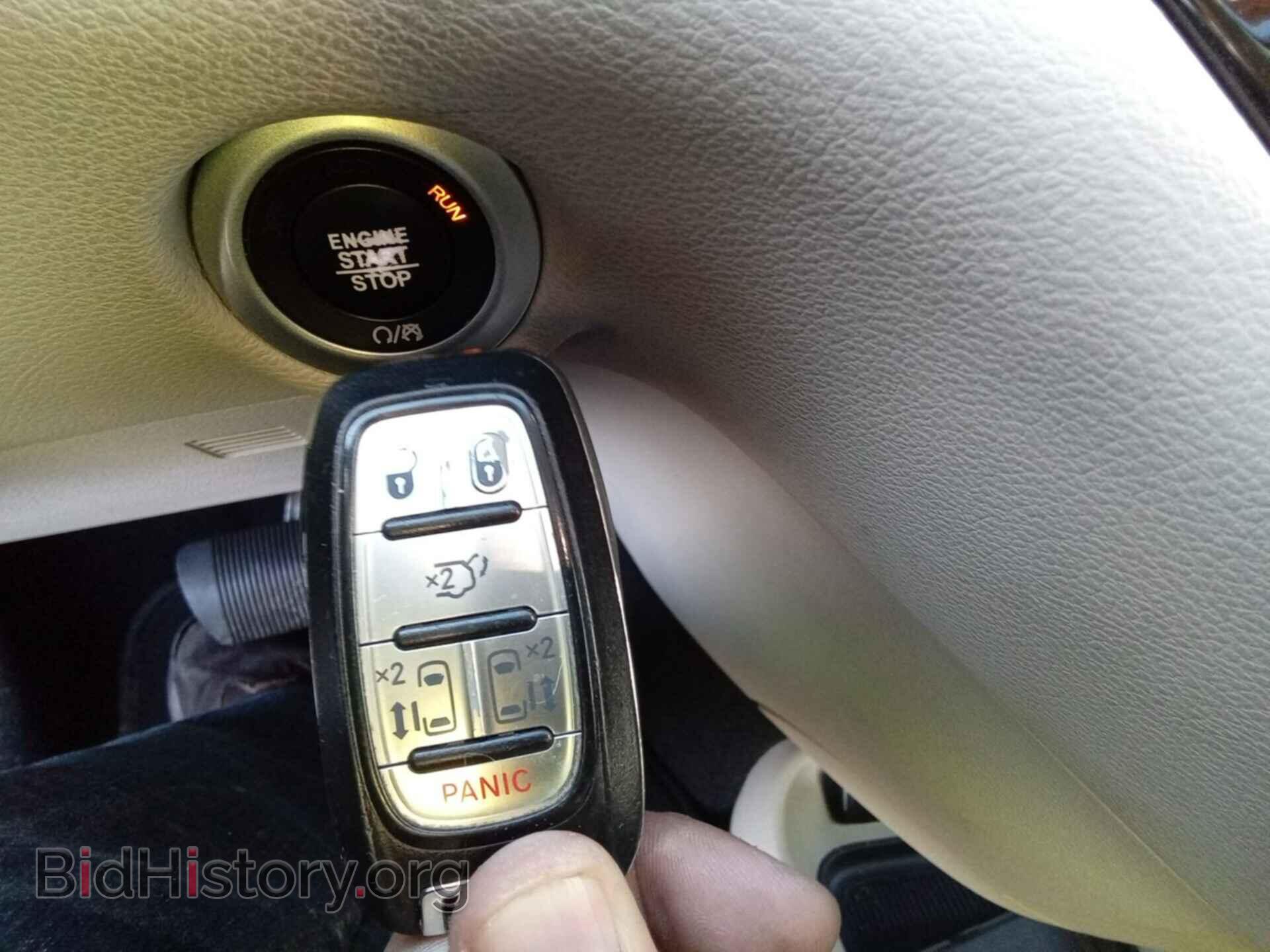 2017 CHRYSLER PACIFICA - VIN: 2C4RC1DG4HR747582 - Фото 8