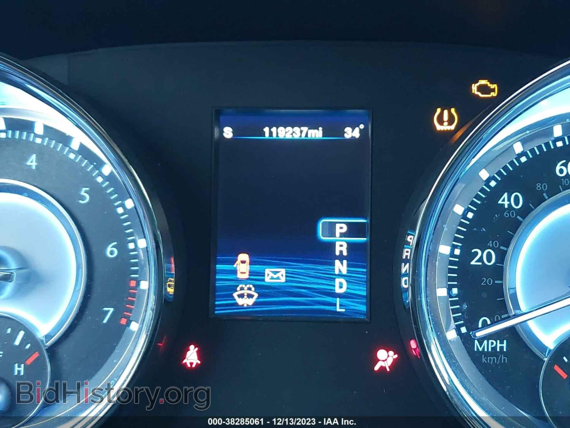2012 CHRYSLER 300 - VIN: 2C3CCAHG7CH314003 - Фото 7