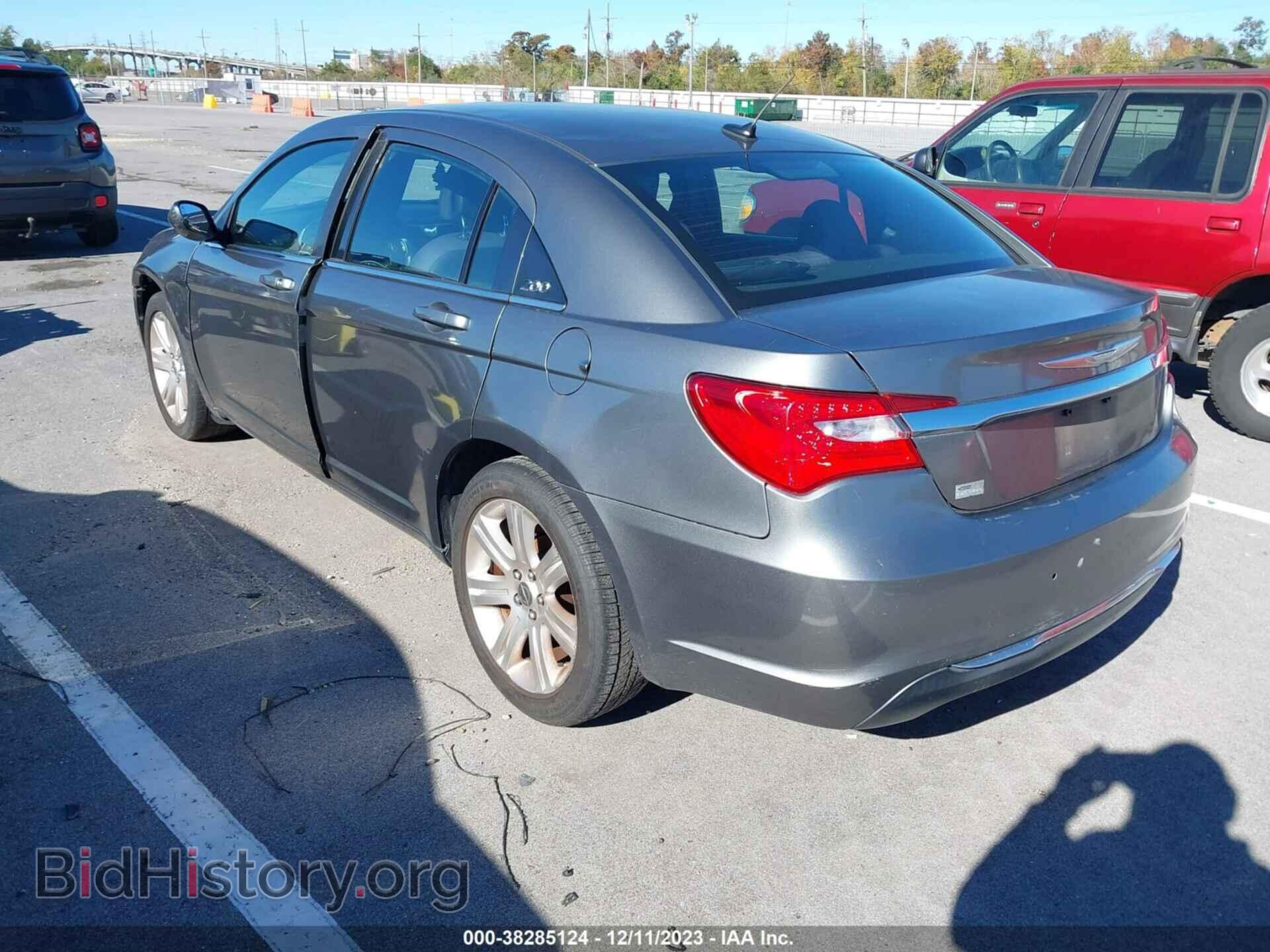 2013 CHRYSLER 200 - VIN: 1C3CCBAB2DN669366 - Фото 3