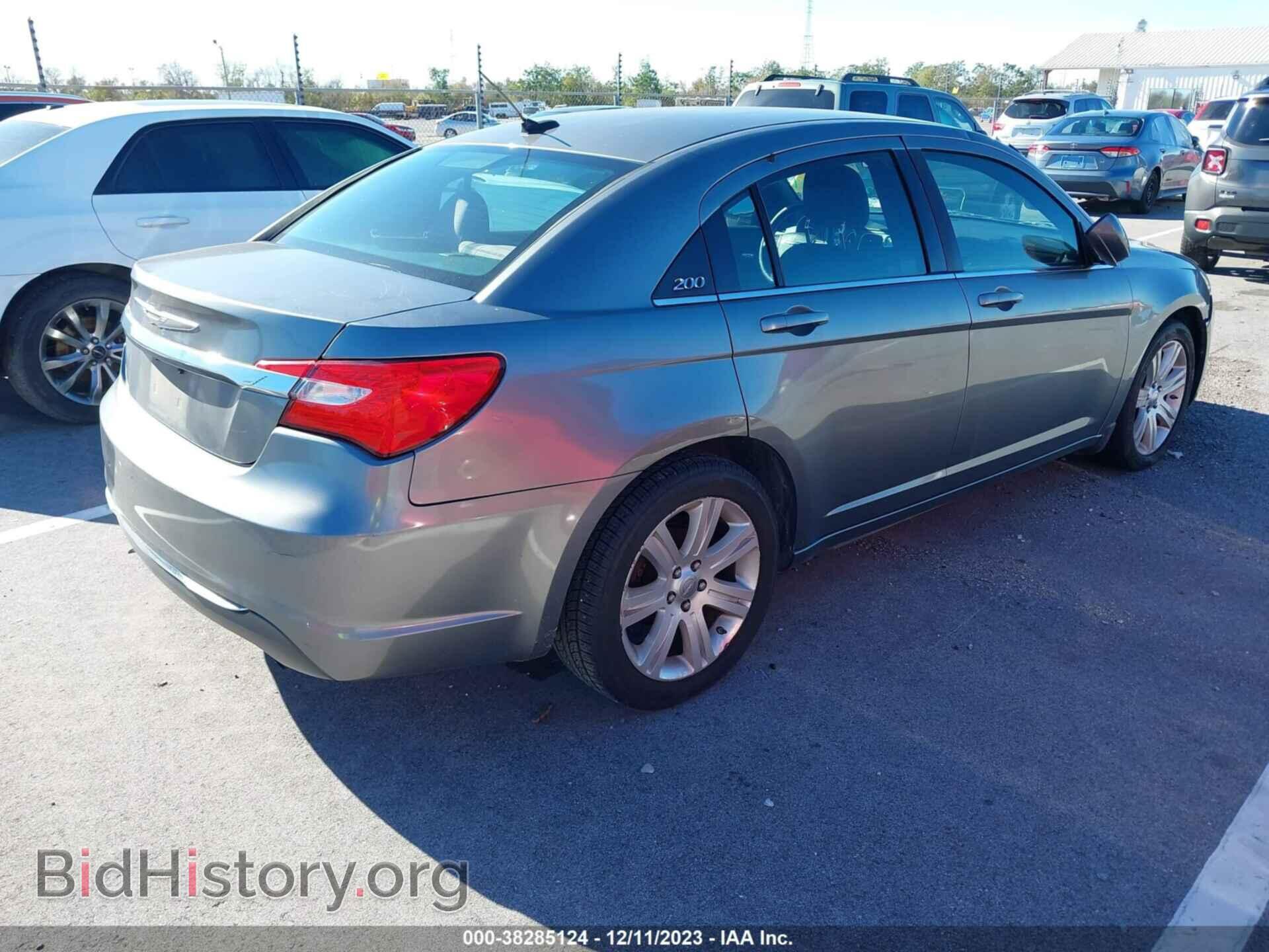 2013 CHRYSLER 200 - VIN: 1C3CCBAB2DN669366 - Фото 4
