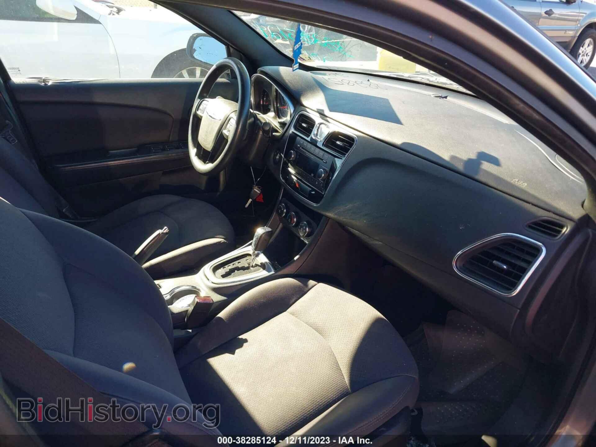 2013 CHRYSLER 200 - VIN: 1C3CCBAB2DN669366 - Фото 5