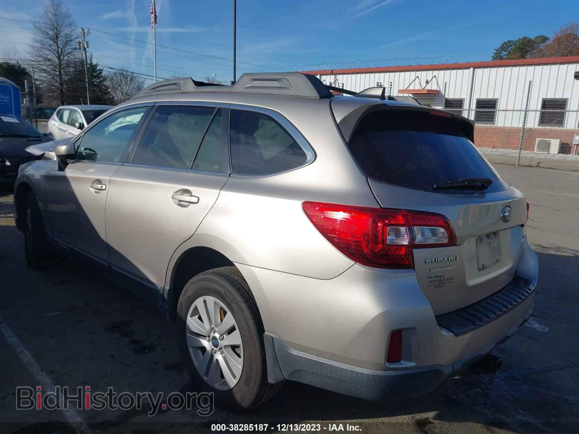 2017 SUBARU OUTBACK - VIN: 4S4BSADC8H3318192 - Фото 3