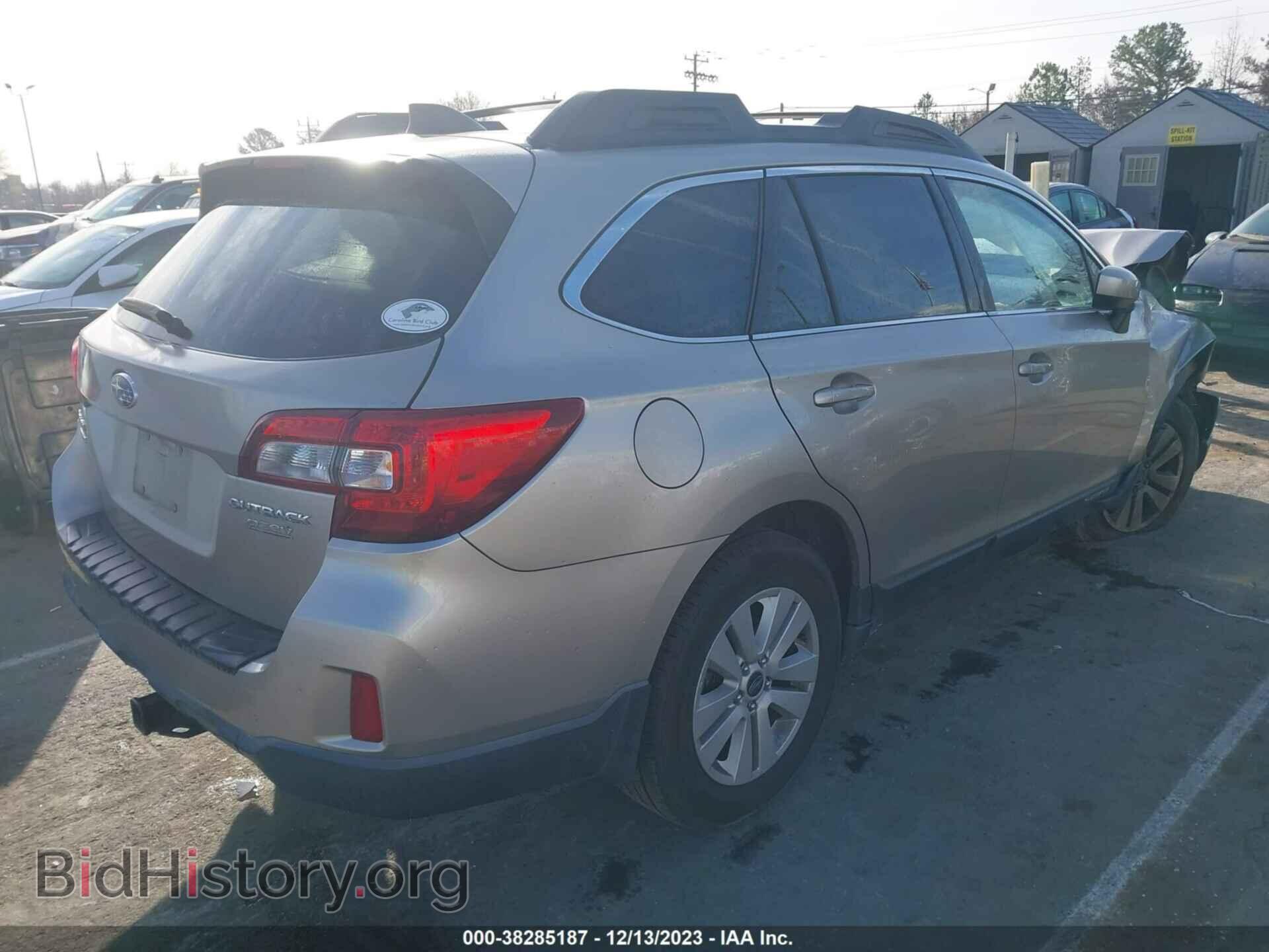 2017 SUBARU OUTBACK - VIN: 4S4BSADC8H3318192 - Фото 4