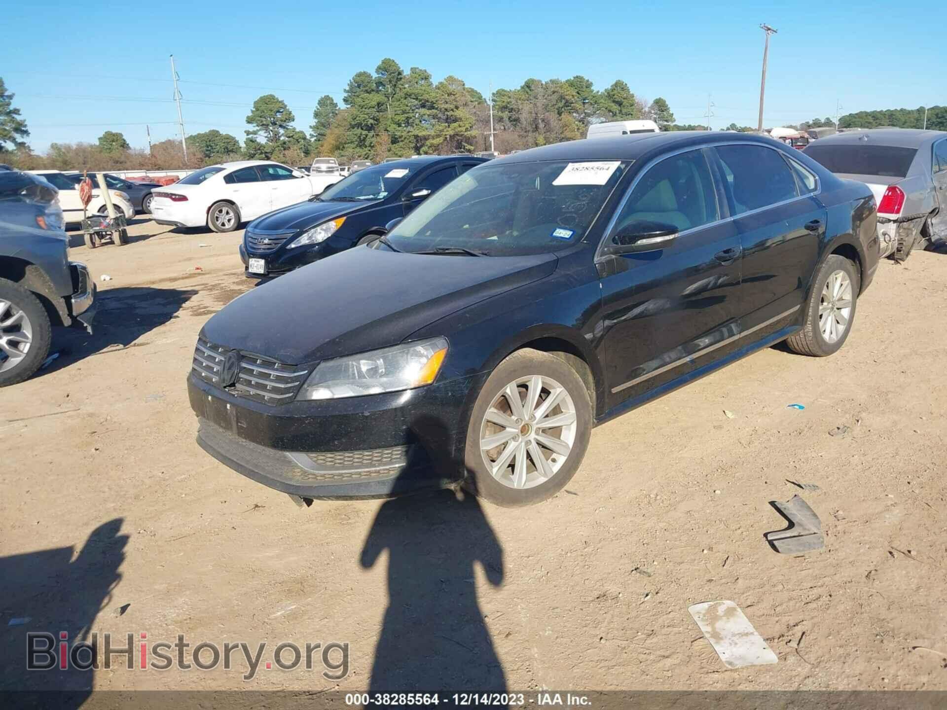 2012 VOLKSWAGEN PASSAT - VIN: 1VWCH7A32CC056352 - Фото 2