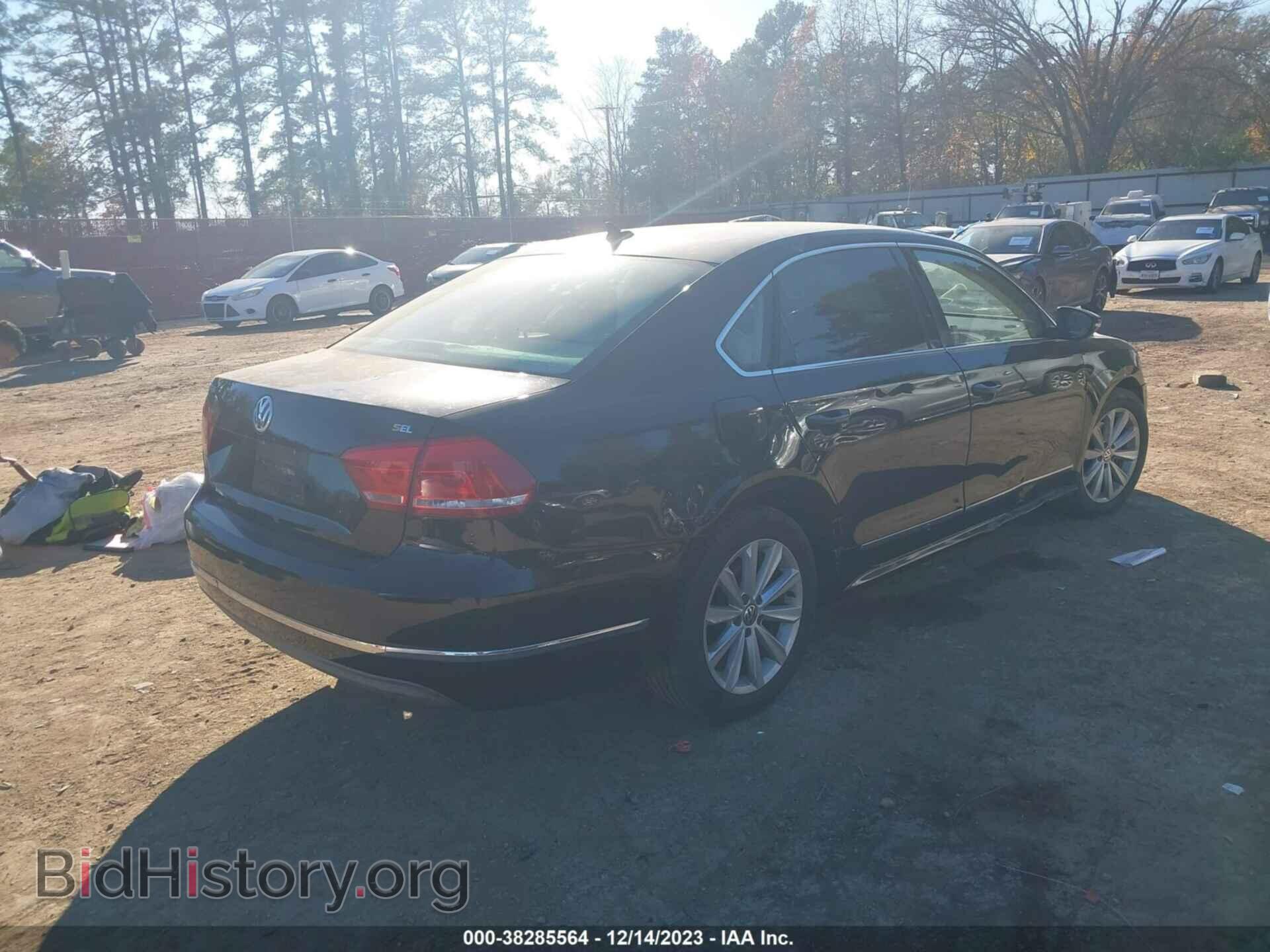 2012 VOLKSWAGEN PASSAT - VIN: 1VWCH7A32CC056352 - Фото 4