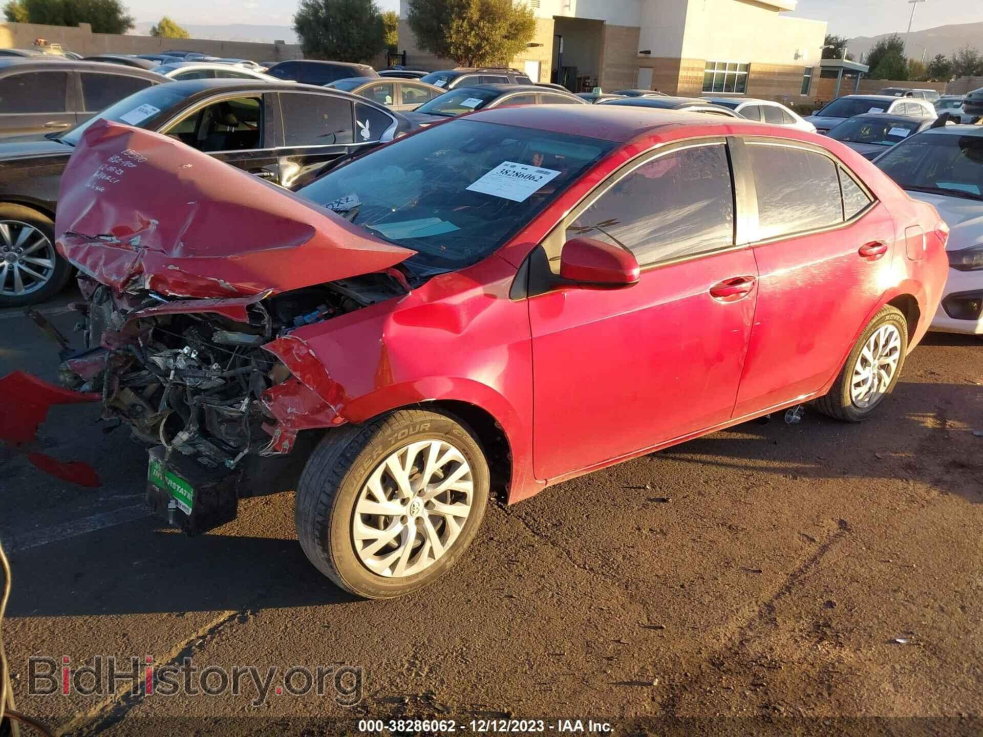 2017 TOYOTA COROLLA - VIN: 5YFBURHE2HP648409 - Фото 2