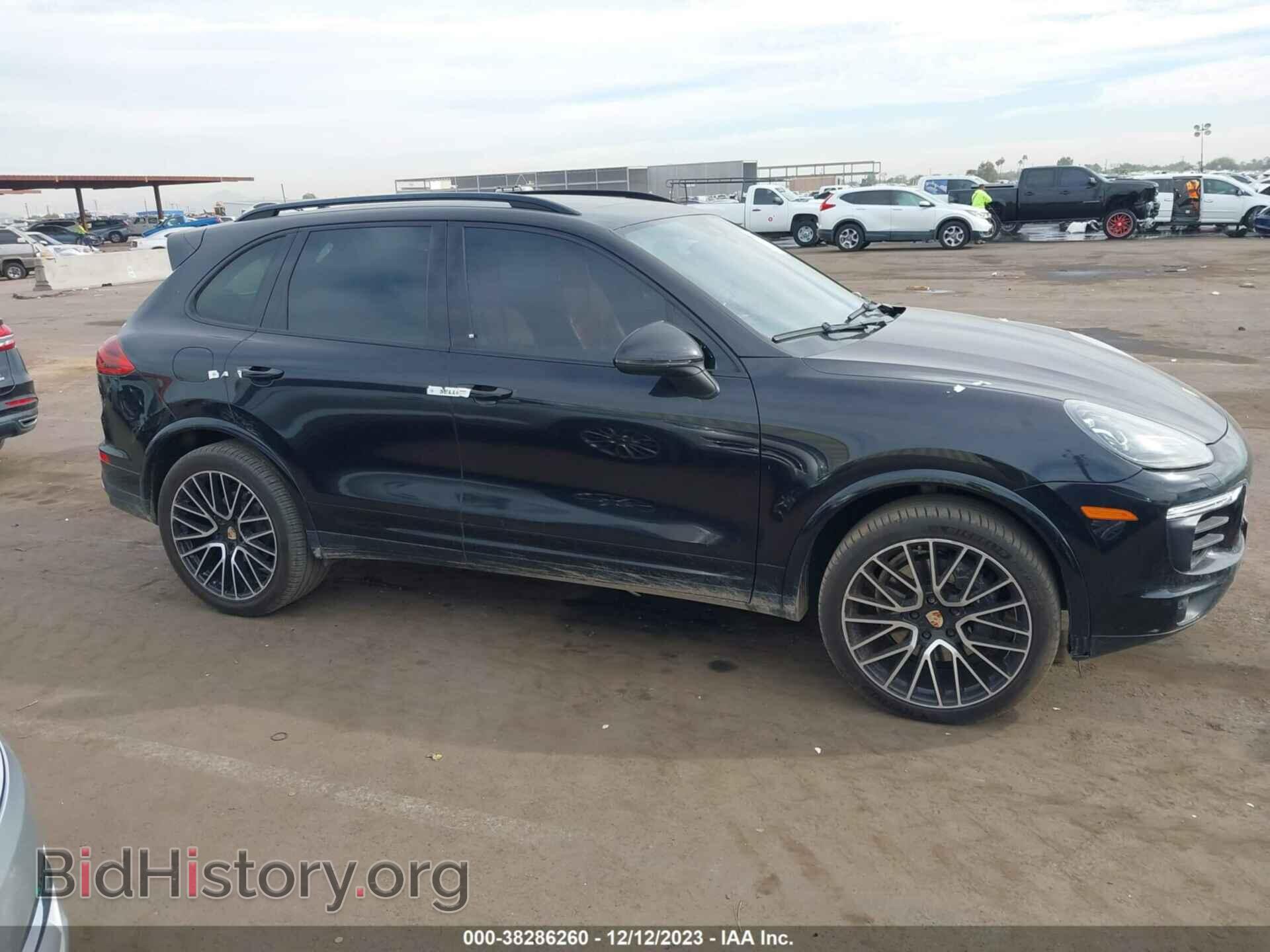 2017 PORSCHE CAYENNE - VIN: WP1AA2A28HKA90249 - Фото 13