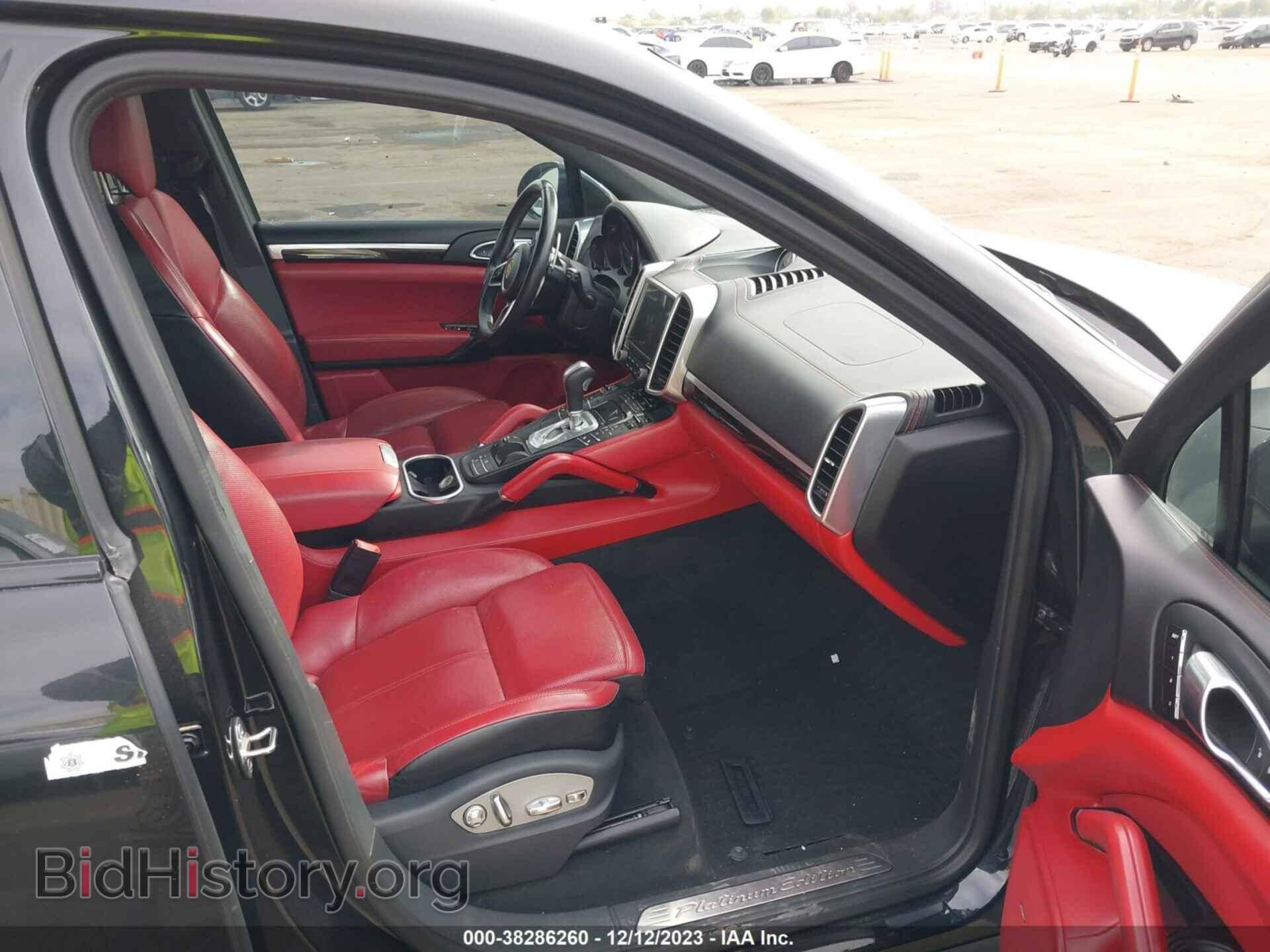 2017 PORSCHE CAYENNE - VIN: WP1AA2A28HKA90249 - Фото 5