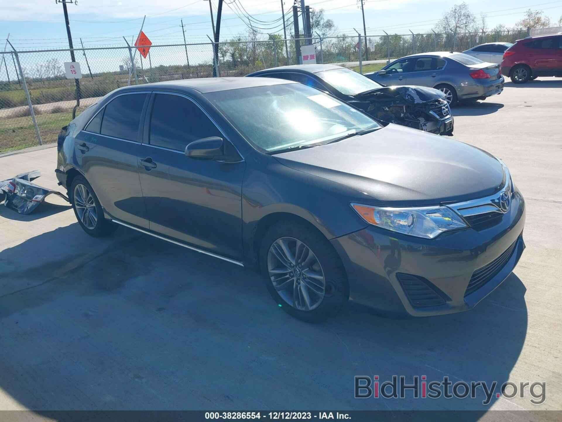 Photo 4T4BF1FK3DR304509 - TOYOTA CAMRY 2013