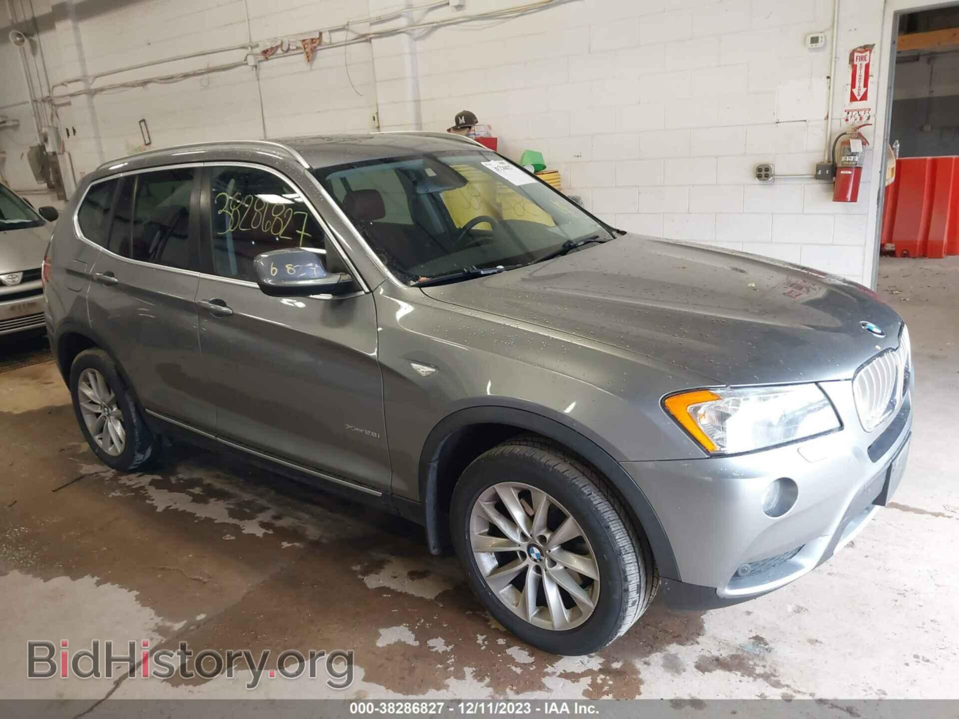 Photo 5UXWX5C53BL701075 - BMW X3 2011