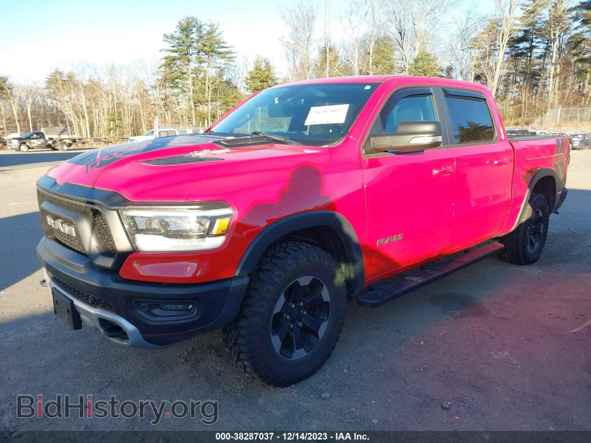 2020 RAM 1500 - VIN: 1C6SRFLTXLN110012 - Фото 2