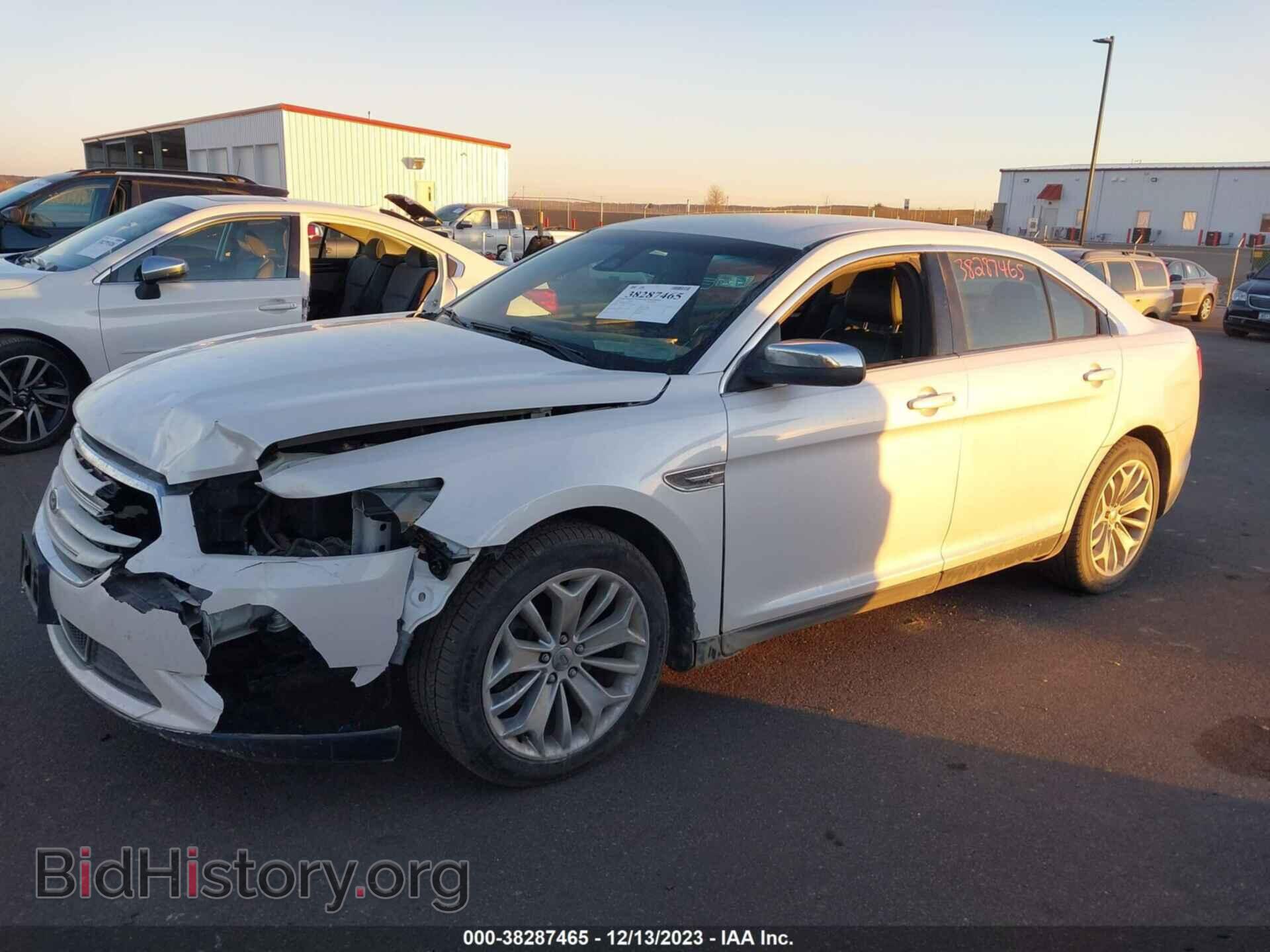 2014 FORD TAURUS - VIN: 1FAHP2F8XEG121663 - Photo 2
