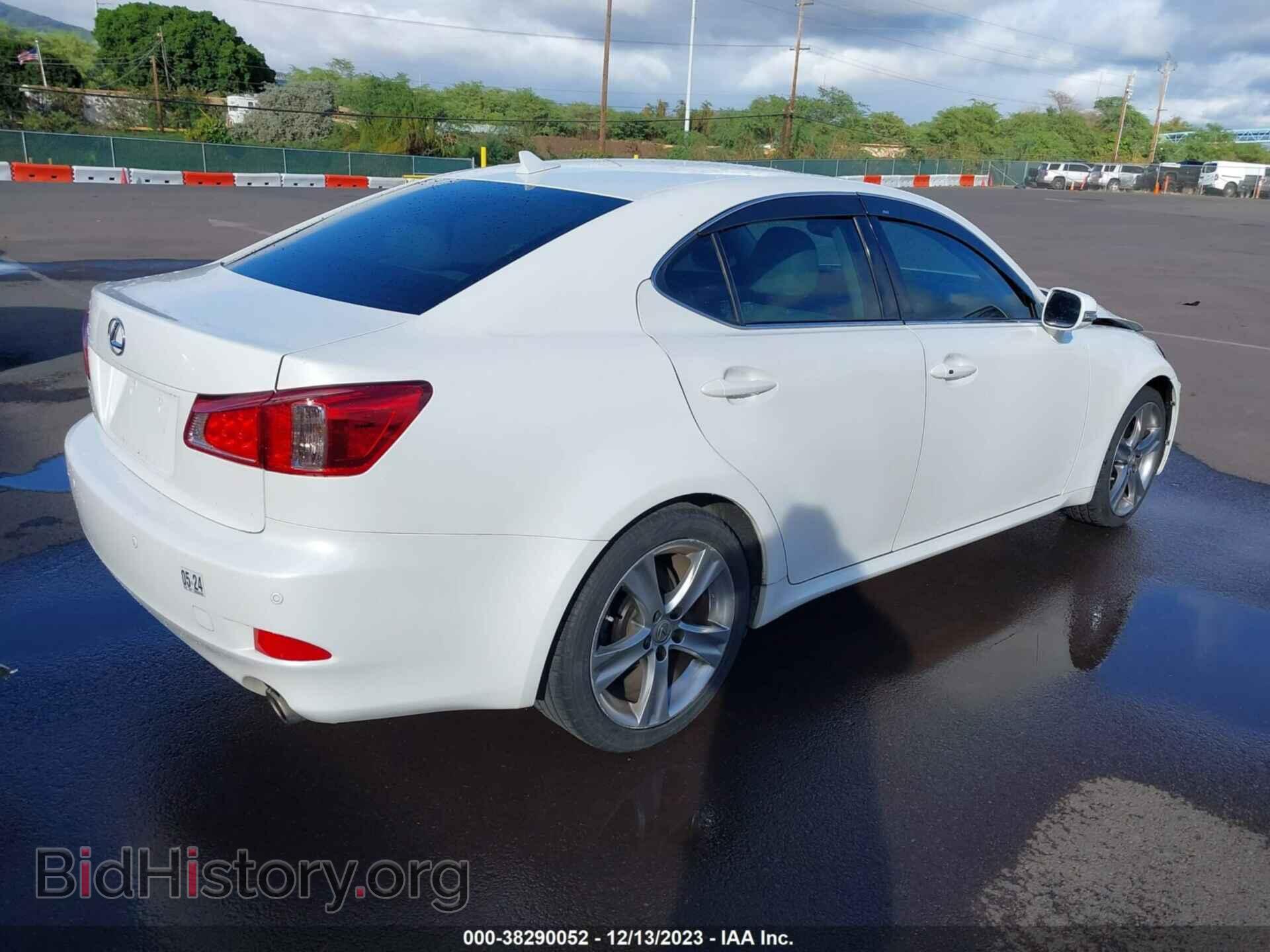 2011 LEXUS IS 250 - VIN: JTHBF5C26B5149048 - Photo 4