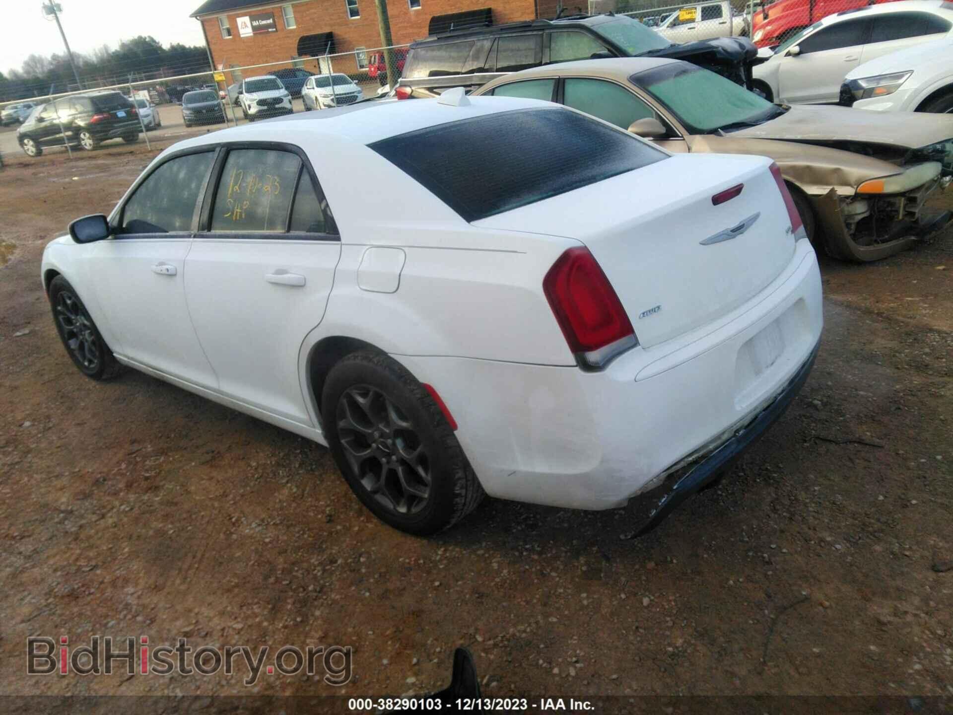 2016 CHRYSLER 300 - VIN: 2C3CCAGGXGH191403 - Фото 3