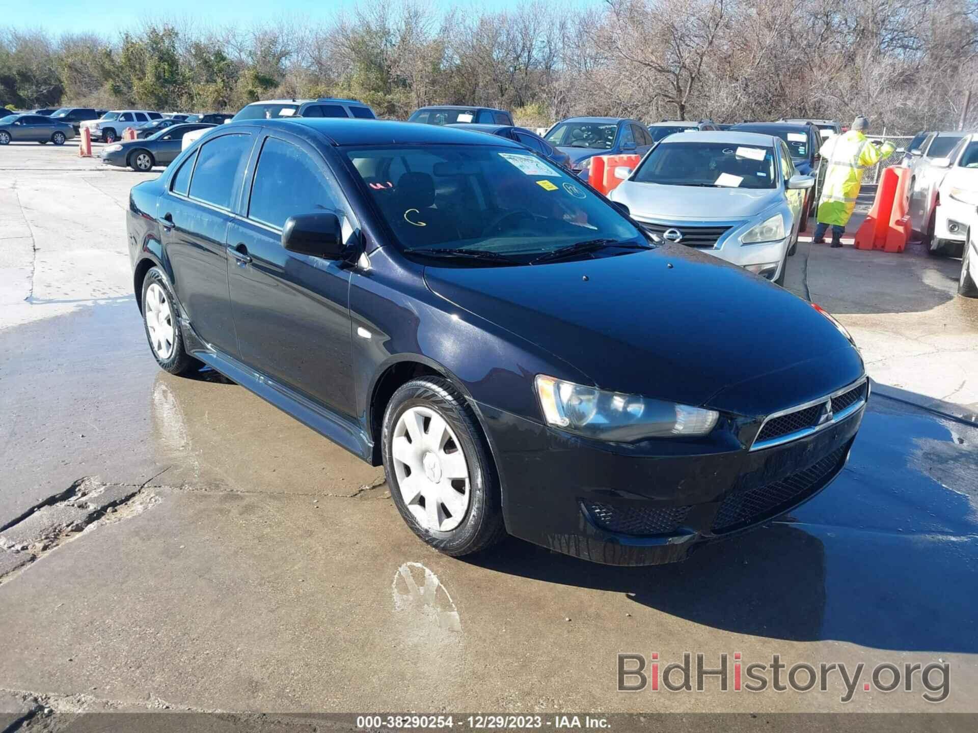 Photo JA32U2FU7BU021697 - MITSUBISHI LANCER 2011