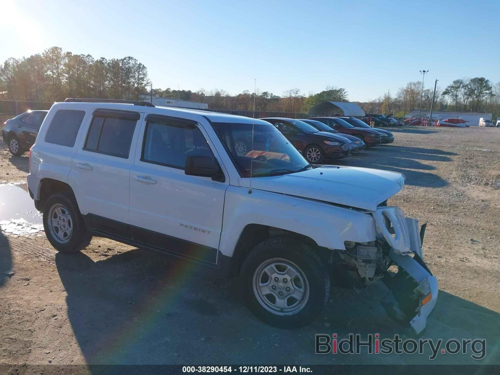 Photo 1C4NJPBA6HD116325 - JEEP PATRIOT 2017