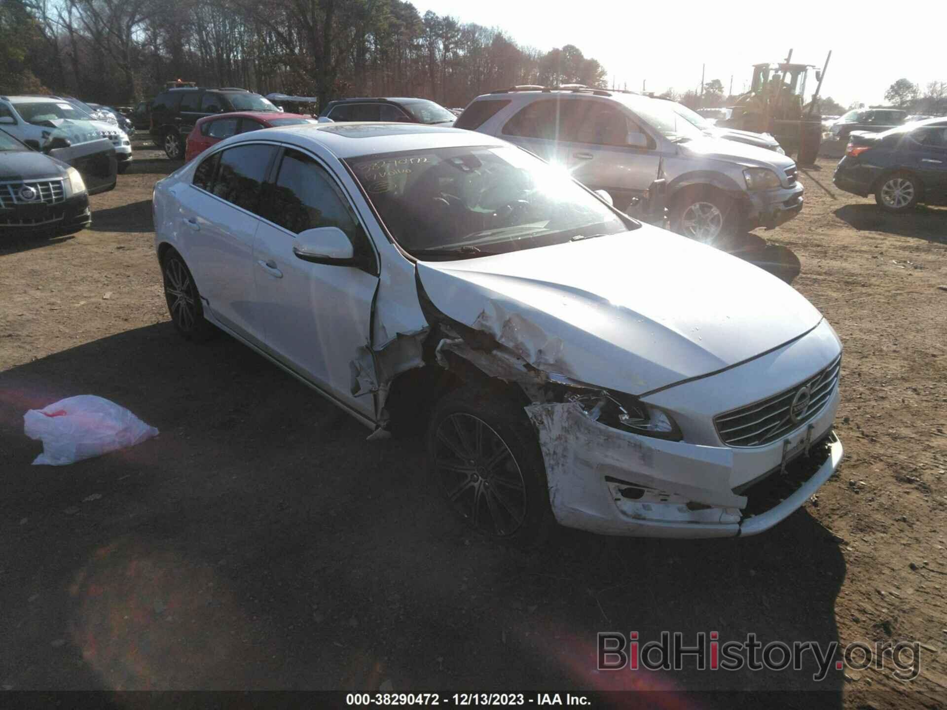 Photo LYV402TK8HB136577 - VOLVO S60 INSCRIPTION 2017