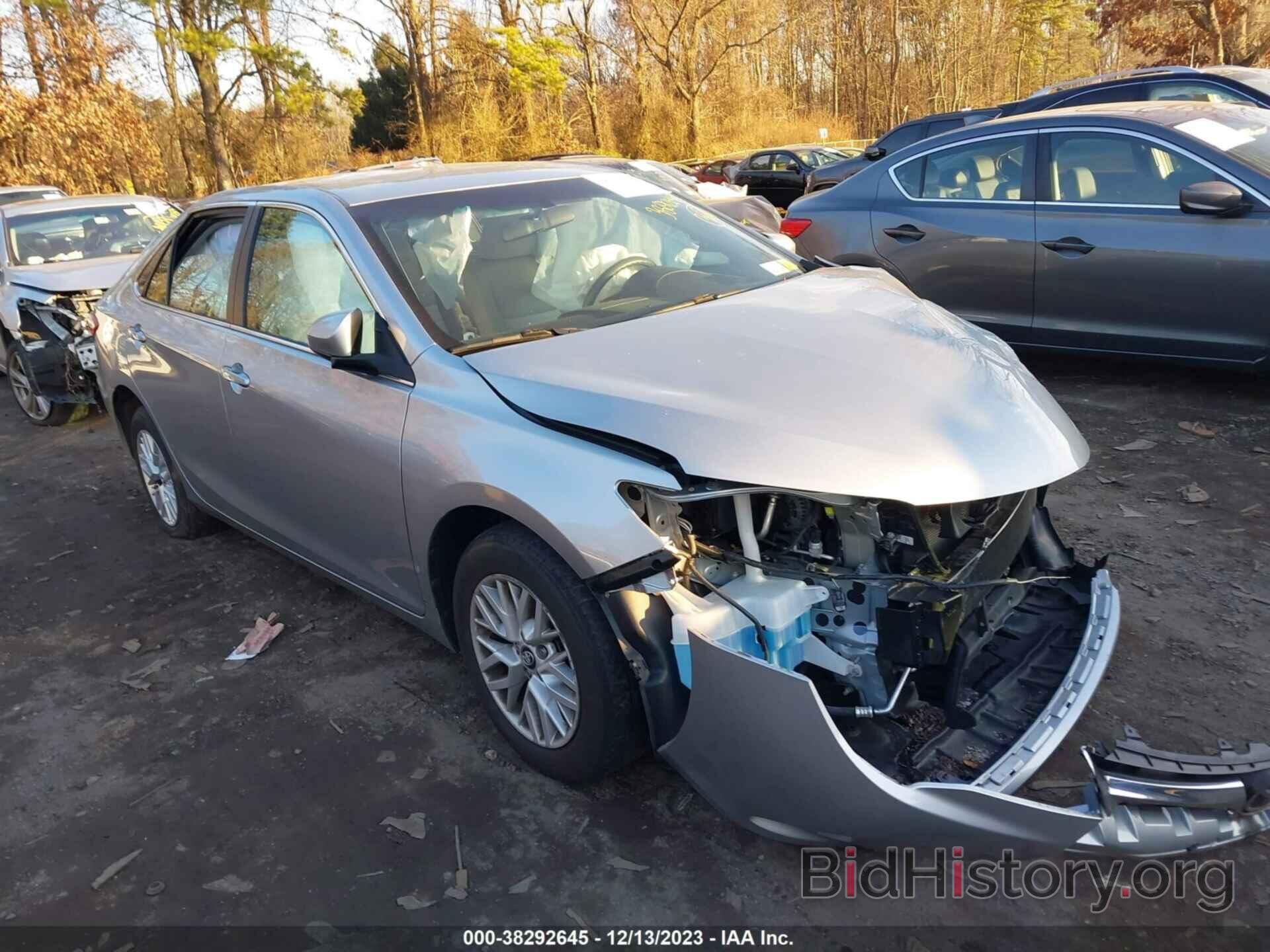 Photo 4T1BF1FK5HU657401 - TOYOTA CAMRY 2017