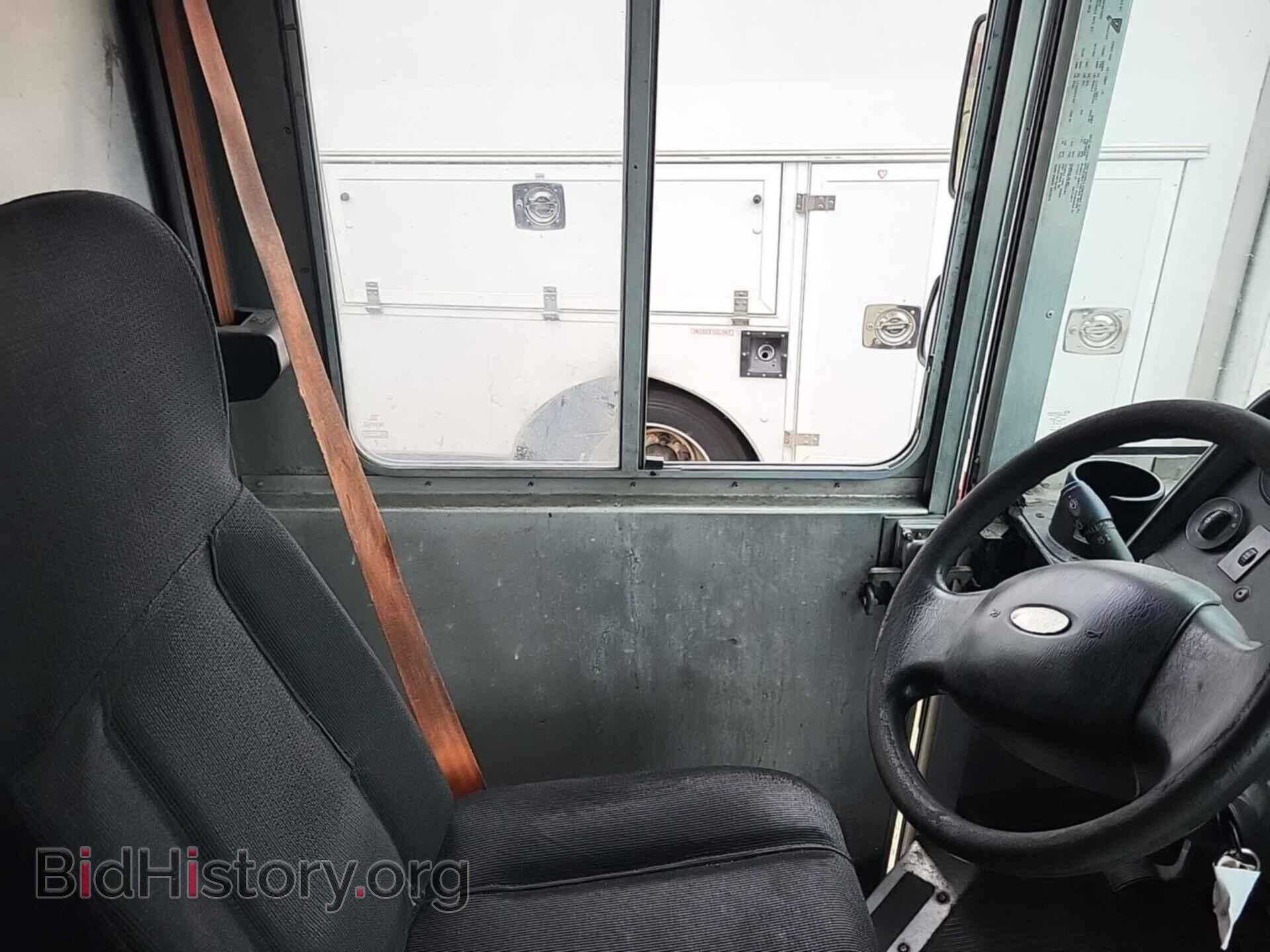 2012 FORD ECONOLINE - VIN: 1FC2E3KL4CDB31464 - Фото 8